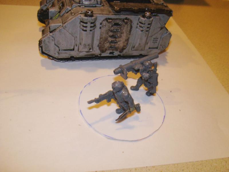 Heavy Weapon team, also minus paint