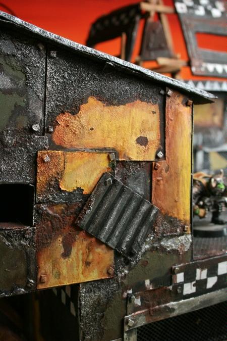 Rusty Painted Industrial Metal tutorial - Articles - DakkaDakka