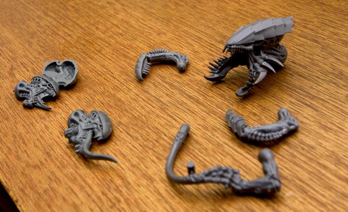 http://images.dakkadakka.com/gallery/2010/1/29/79323_md-Conversion%2C%20Trigon%20Prime%2C%20Tyranids%2C%20Warhammer%2040%2C000.jpg