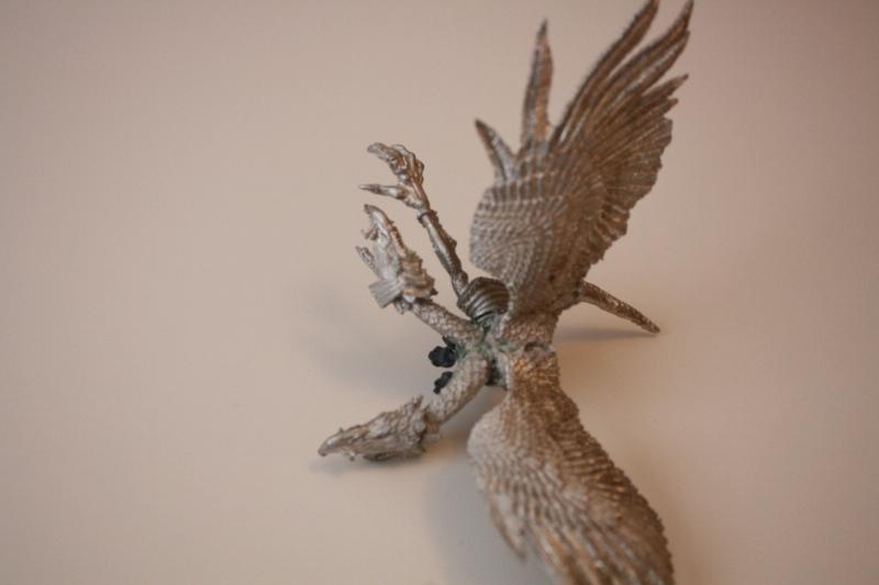 above shot again showing the head and arm posistining
