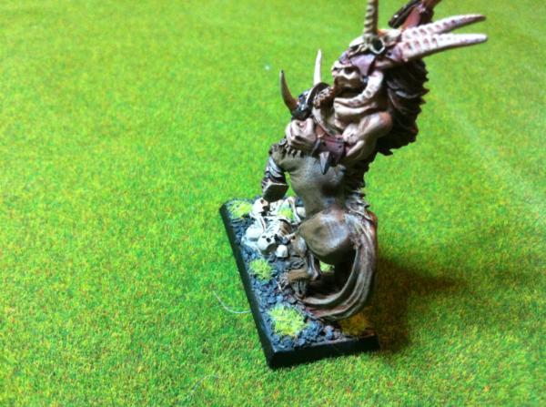 En tierra de nadie: Ghorros Warhoof y Centigors