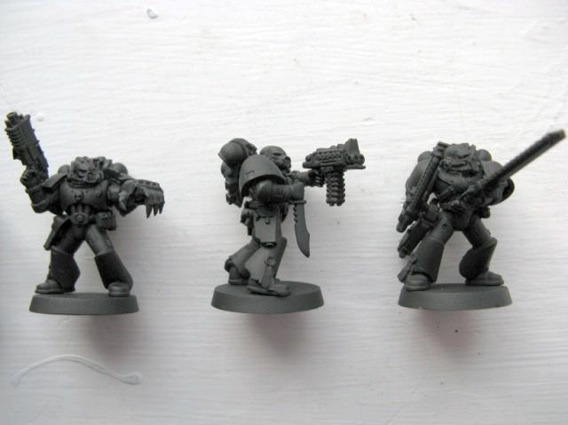 warhammer figures unpainted