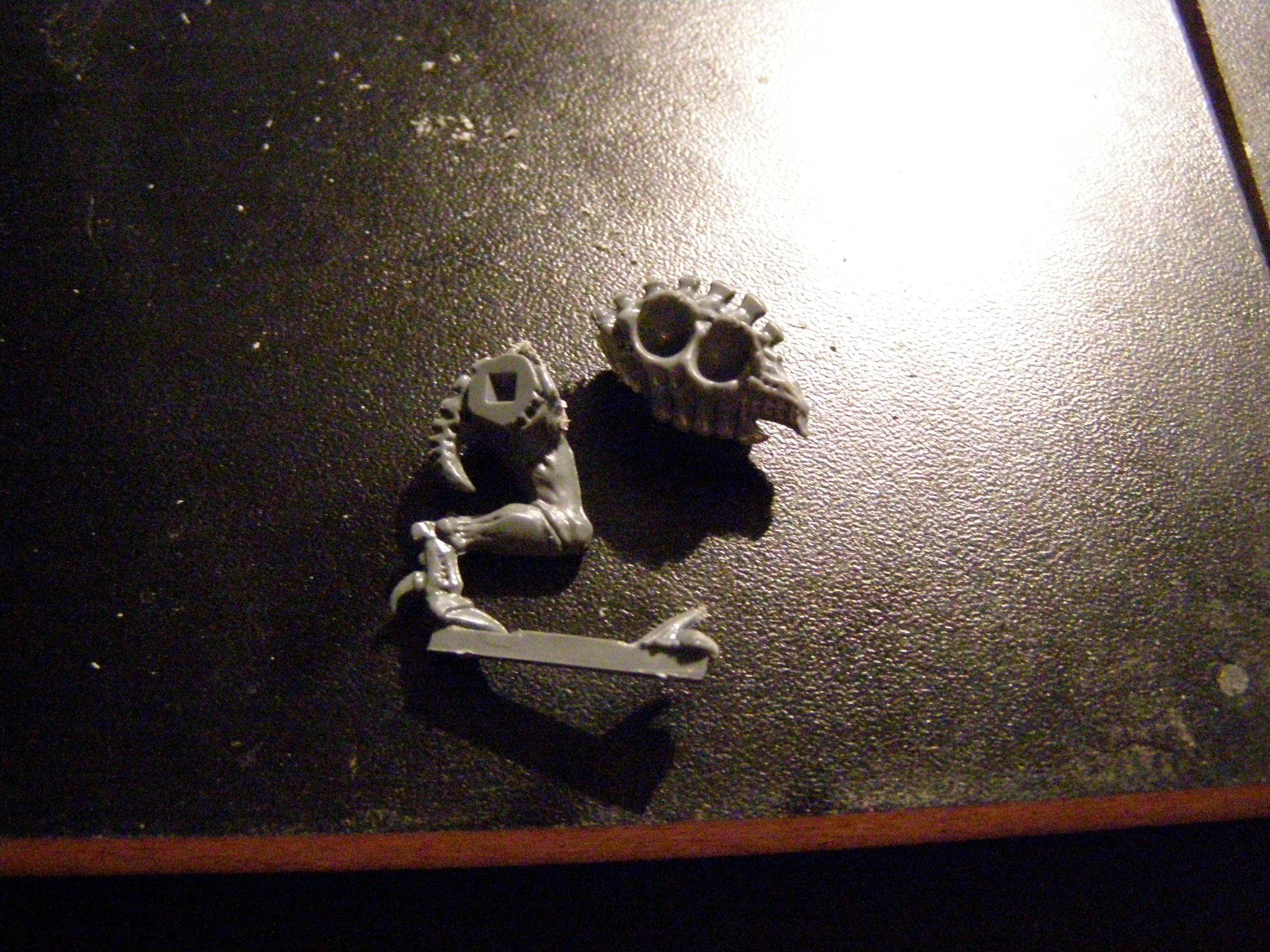 1st thing I did was remove the legs  from the bodys