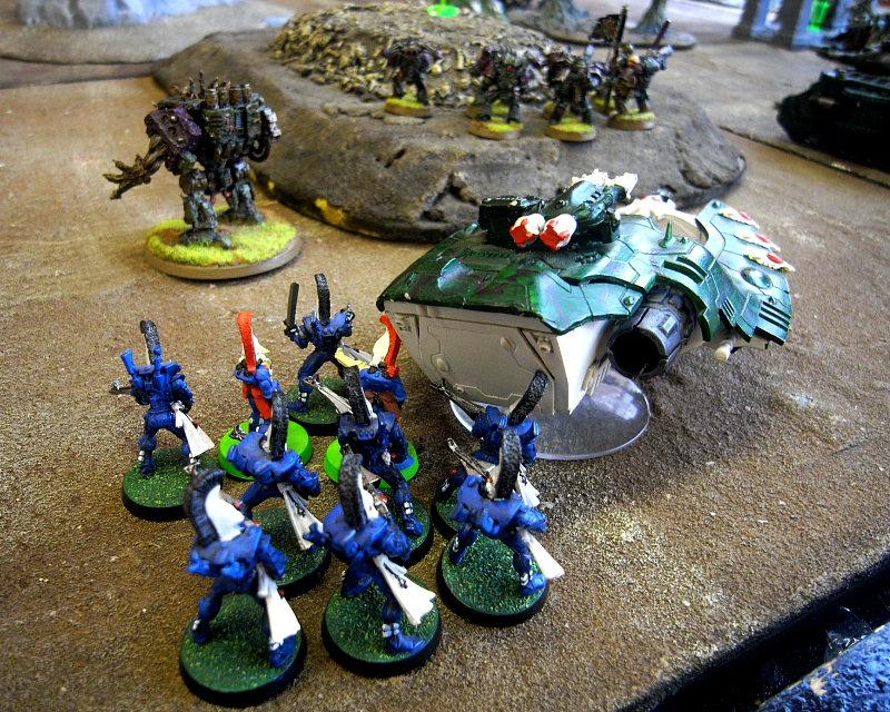 Battle Report, dire avengers are dropped off