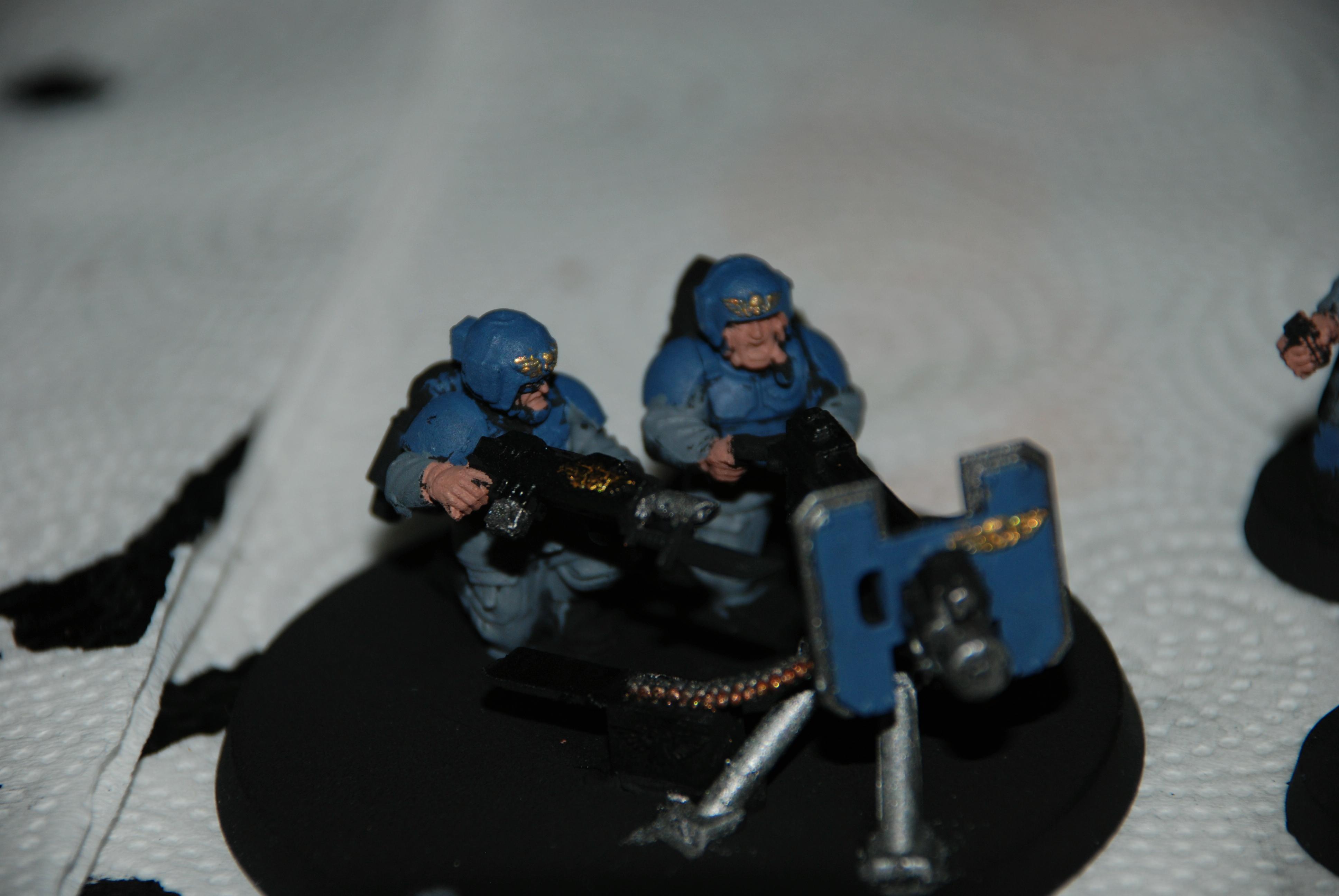 heavy bolter and crew