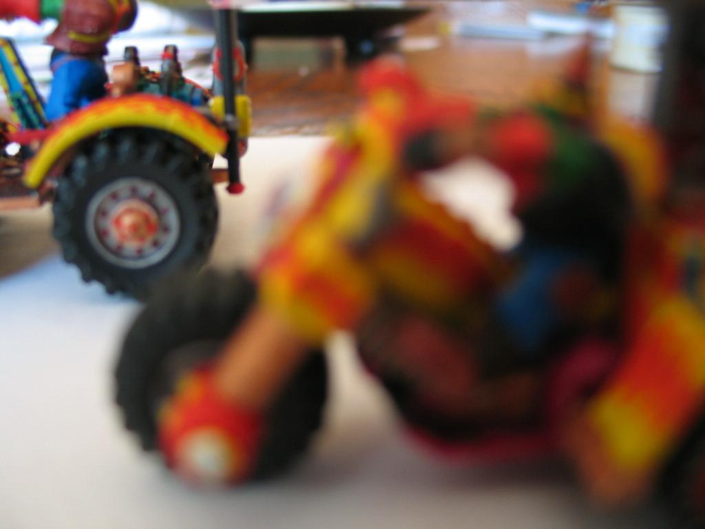 Orks, Solorg's Orks Warbuggy Wartrakk 40K Green Vanguard