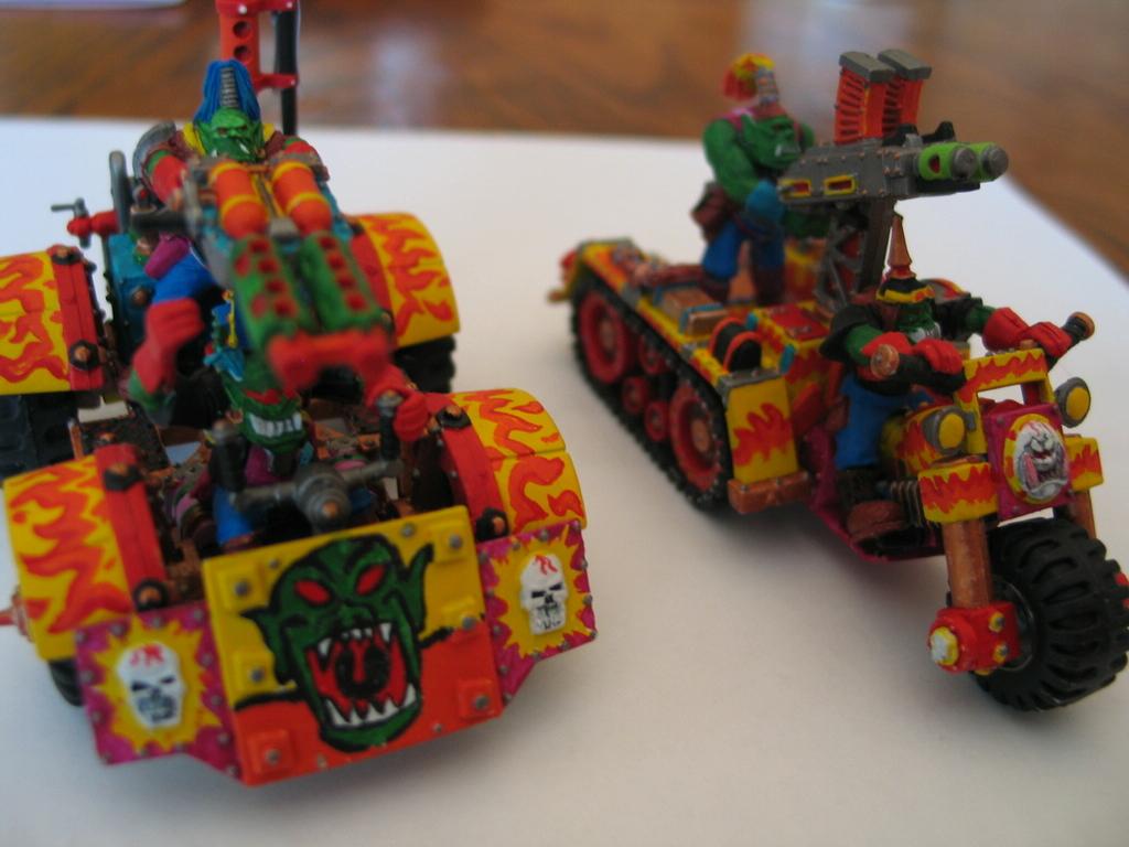 Solorg's Orks Warbuggy Wartrakk 40K Green Vanguard