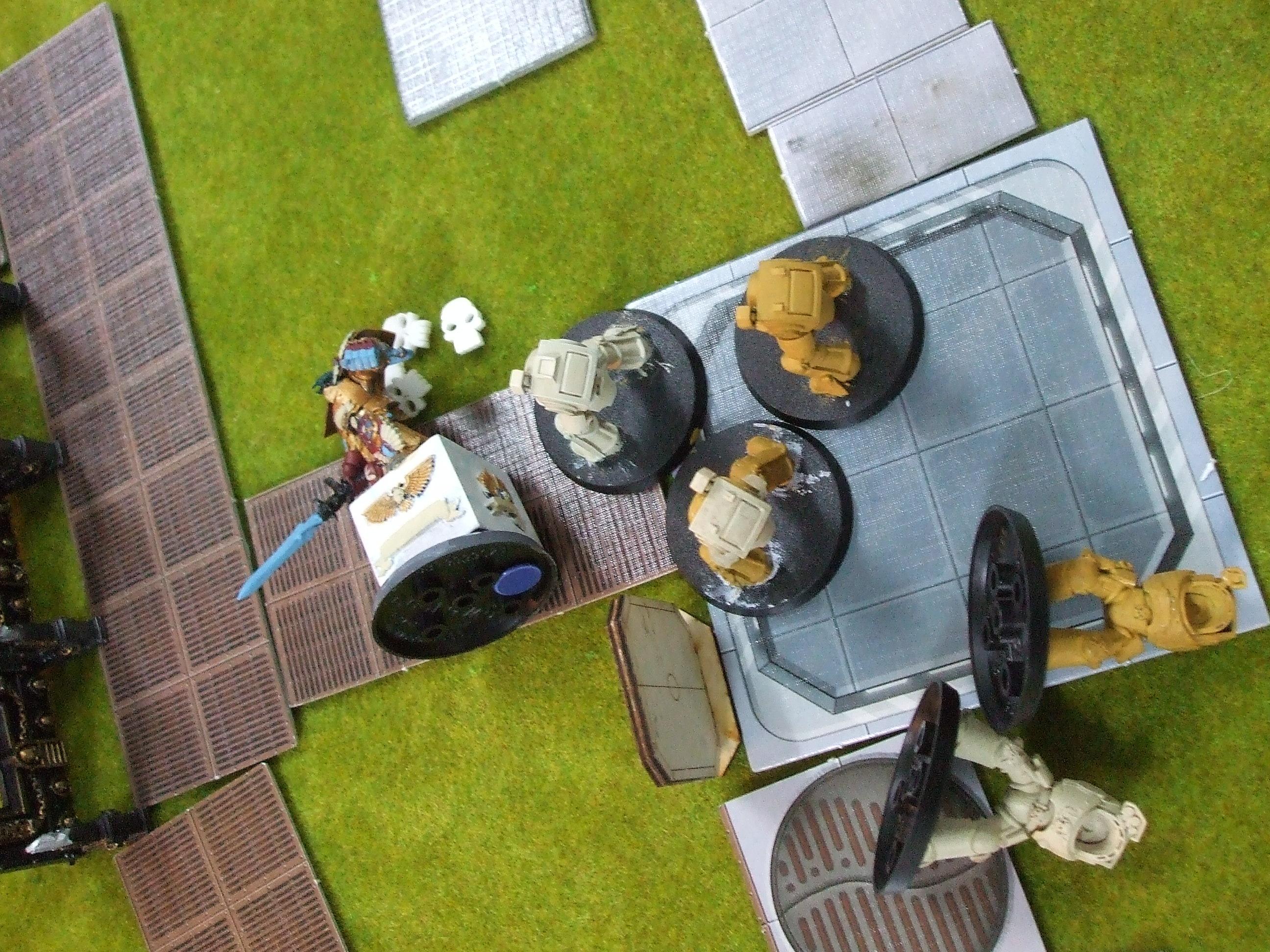 Unarmed marines take down the Emperor!