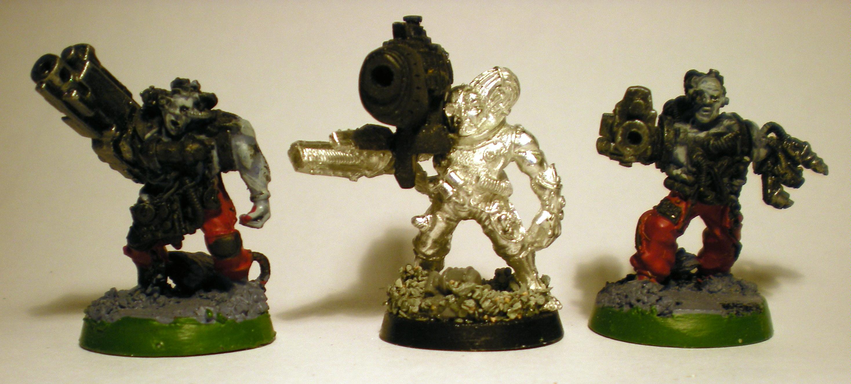 DH Gun Servitors