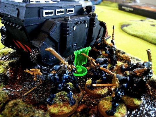 Battle Report, rhino contests objective from pathfinder