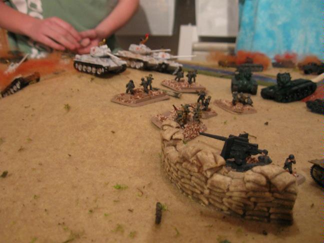 15mm, Flames Of War, Russian tanks pour into the German lines