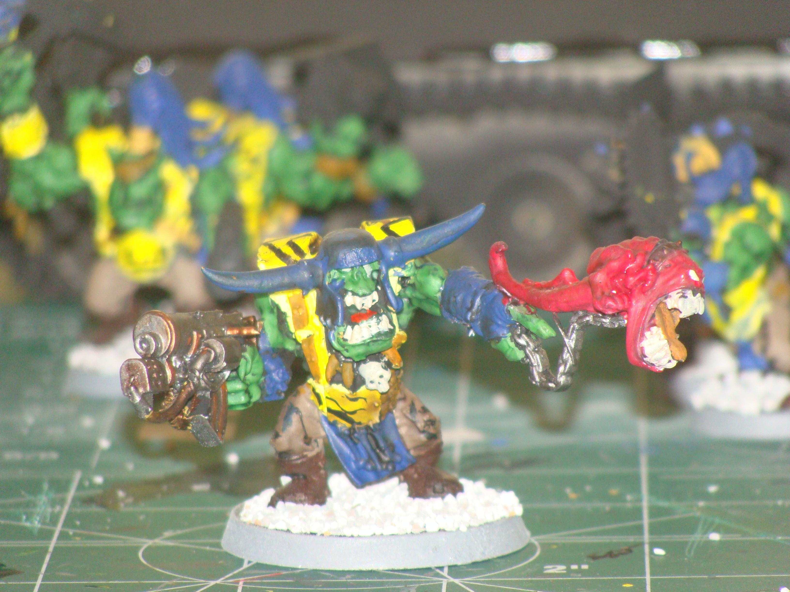 Squig boss front