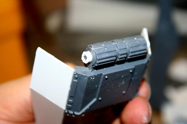 Dread Droppod Hinge Detail
