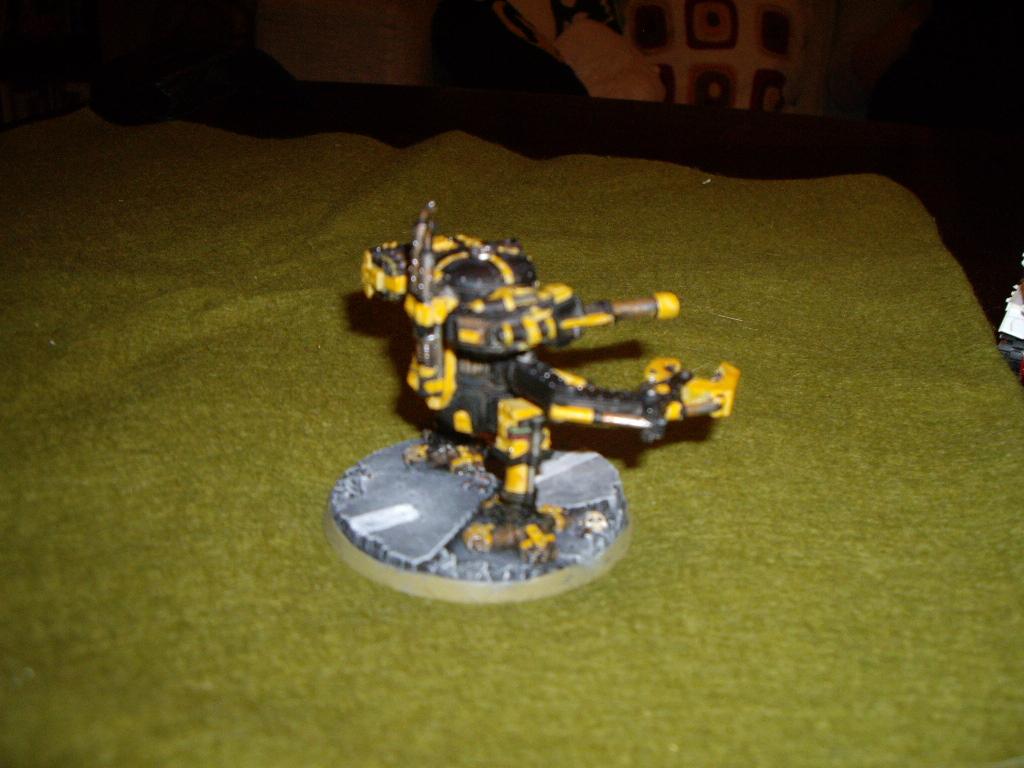 Deff Dread, Orks, another angle(note base)
