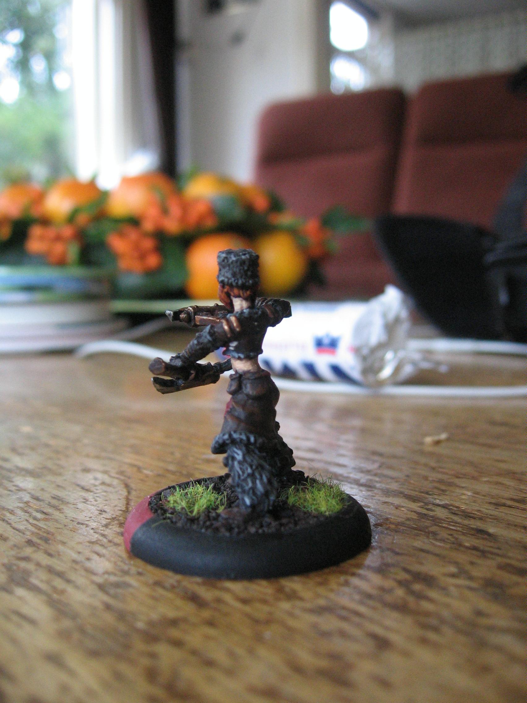 Manhuntress back 2