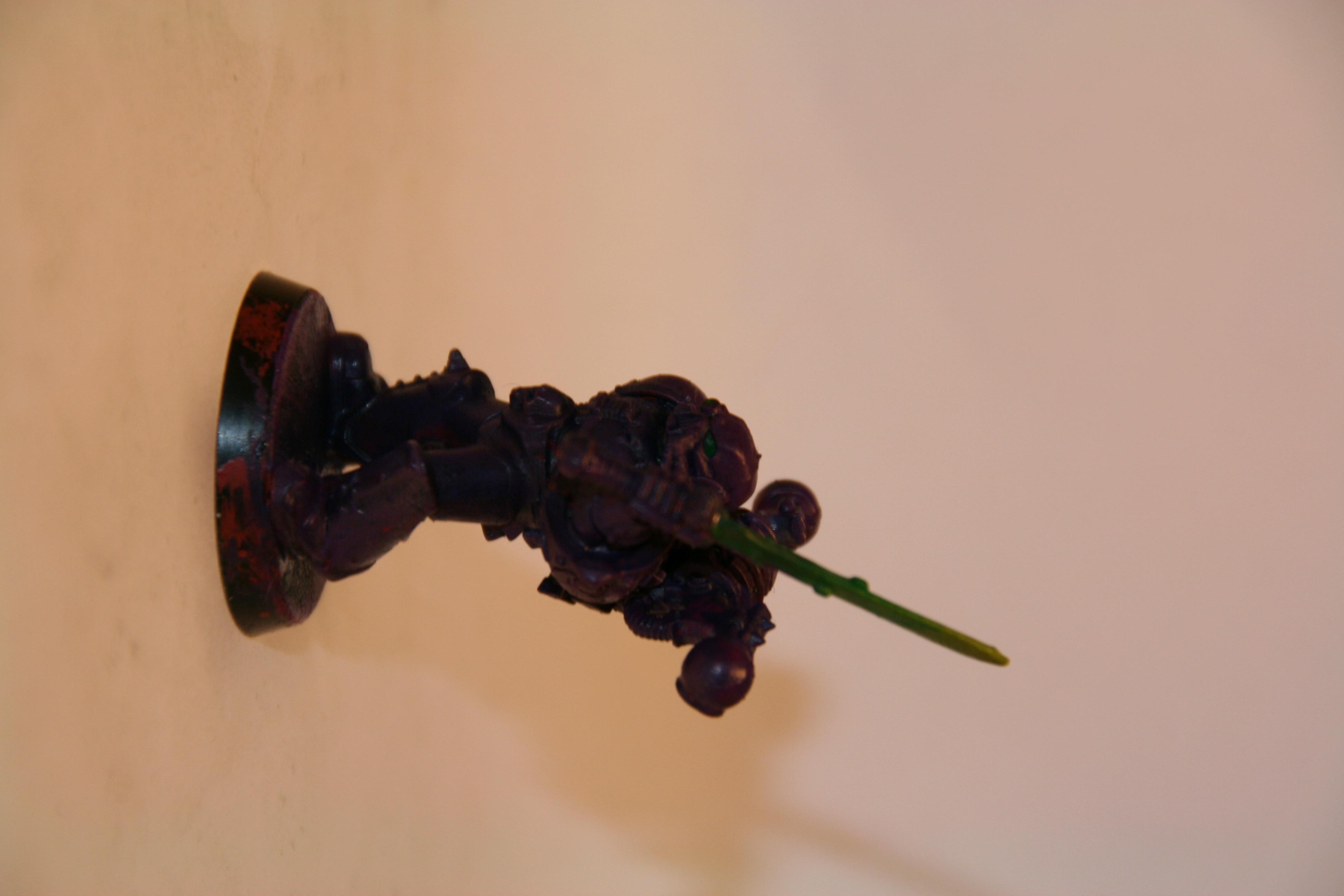 (ignor the tzeentch shoulder pad, It will be fixed)