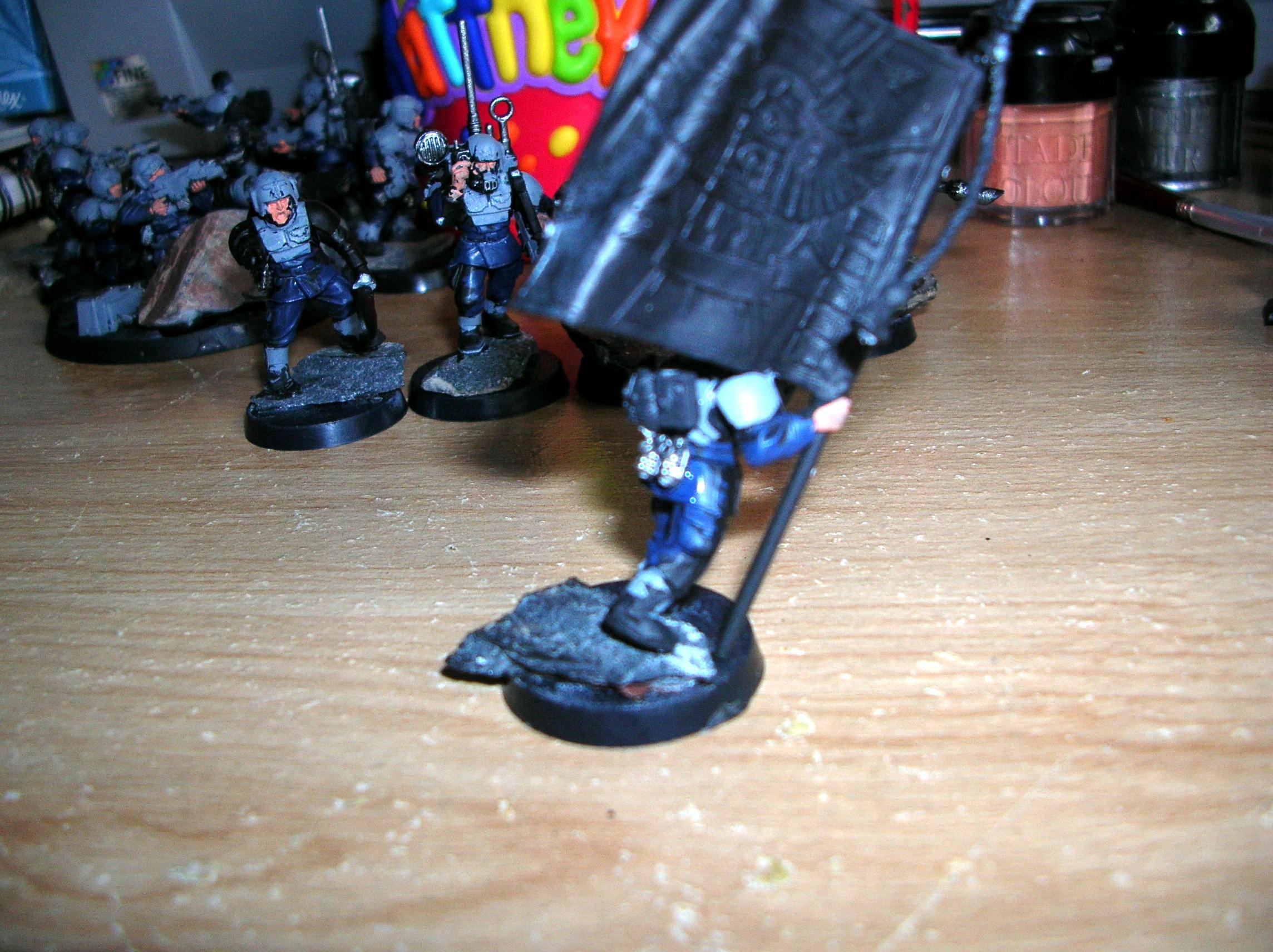878 Command Banner Left