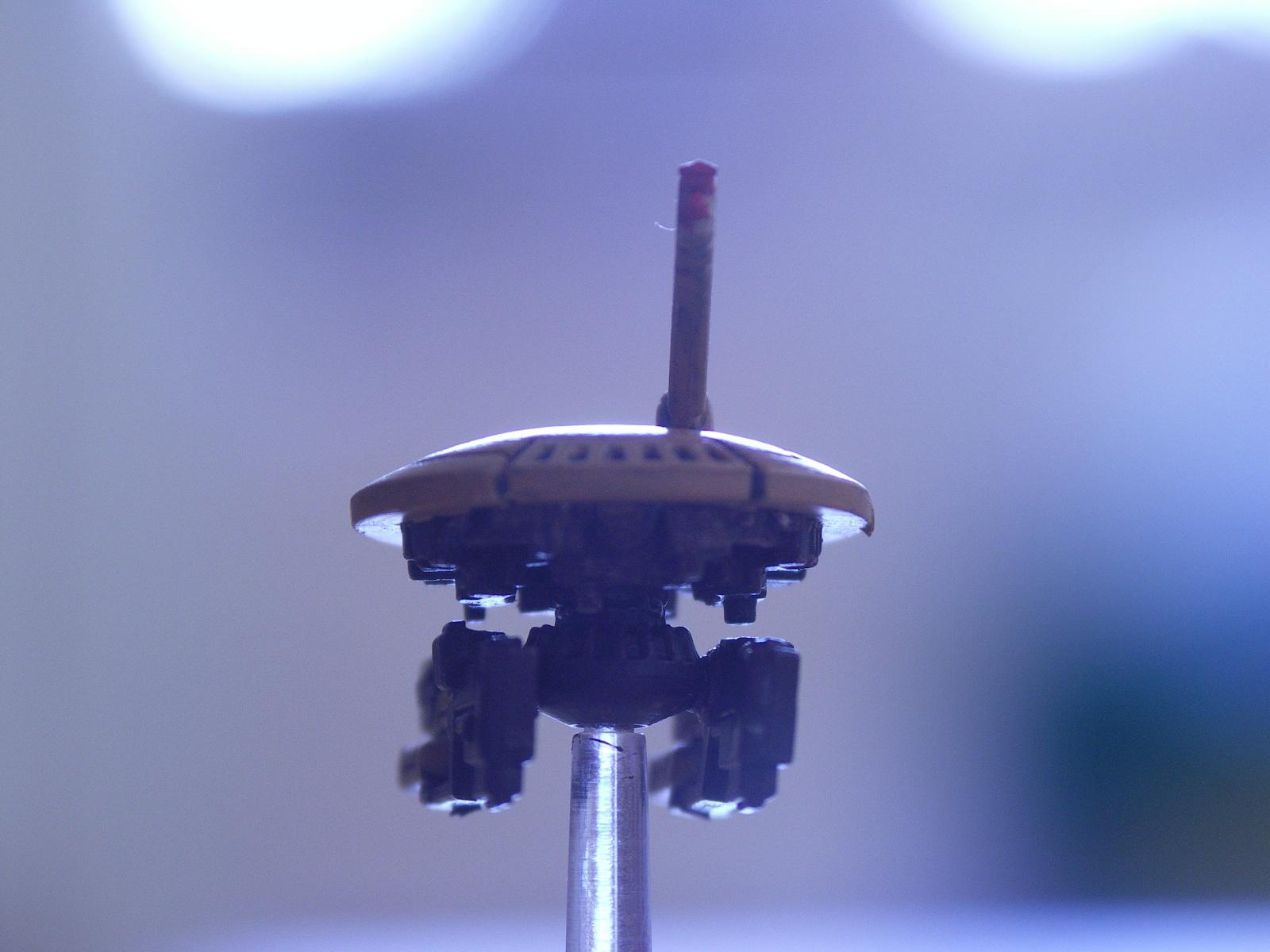 Drone, Tau
