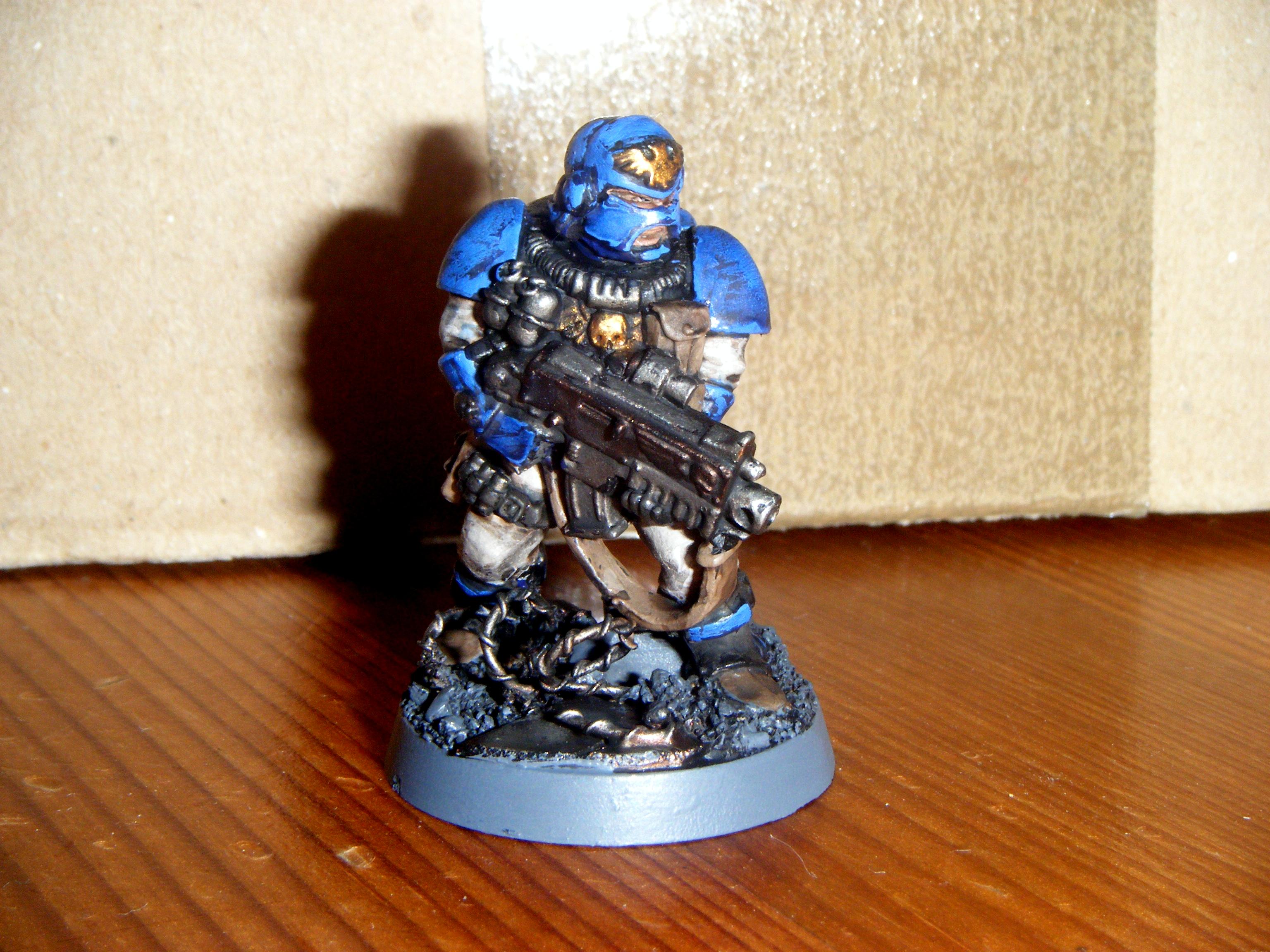 Adeptus Arbites, Bolter, Imperial