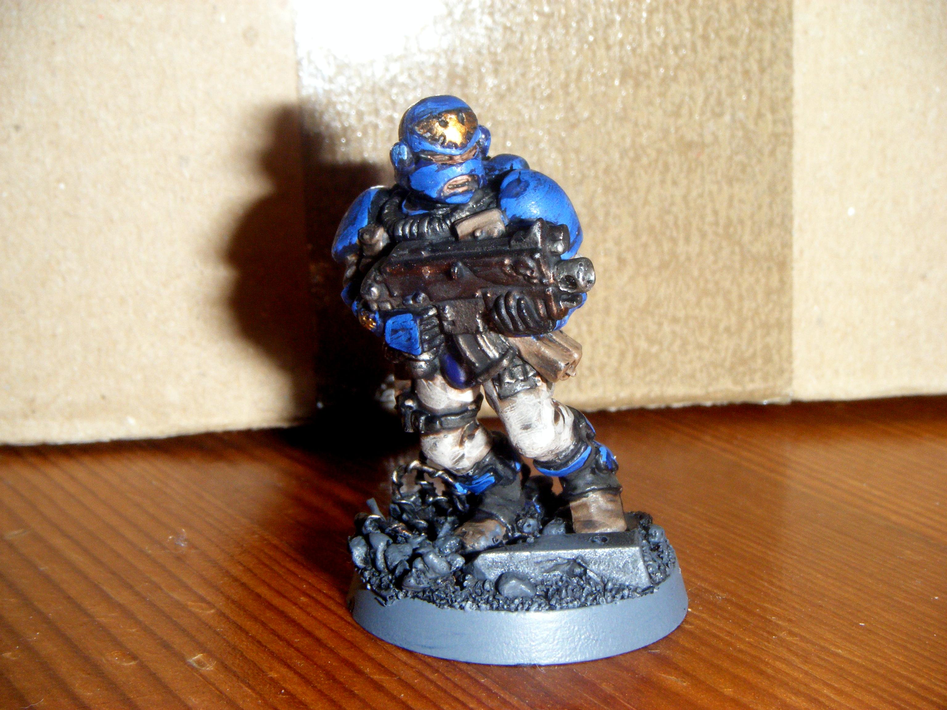 Adeptus Arbites, Bolter, Imperial