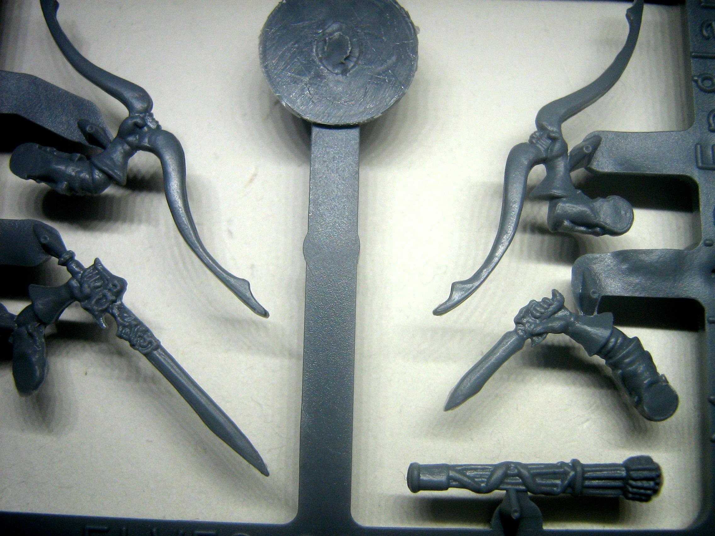 Elf Scout Arms