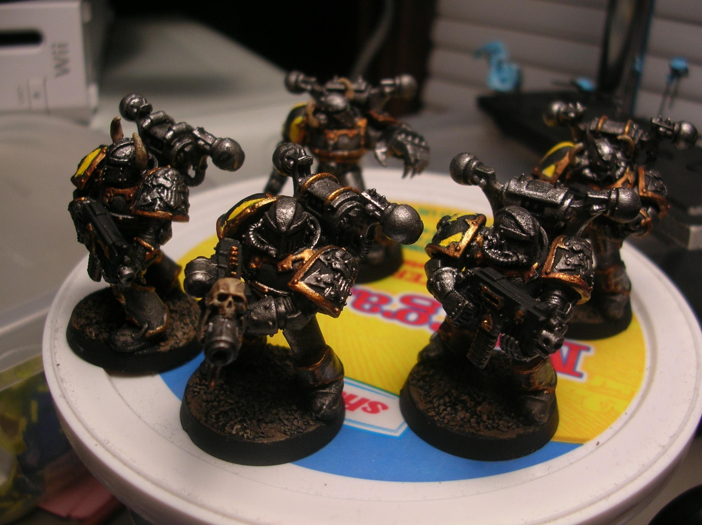 Caution Stripes, Chaos, Chaos Space Marines, Iron Warriors