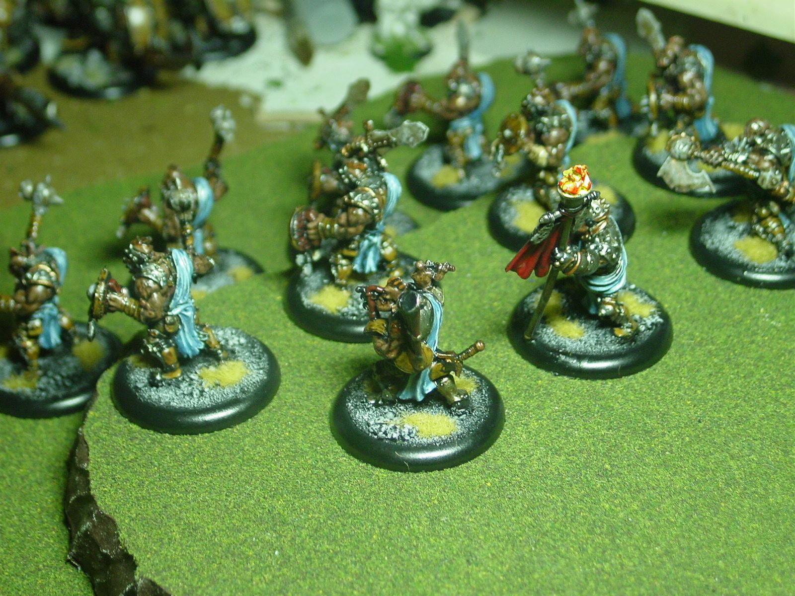 Hordes, Trollbloods, Kriel Warriors, Standard and Piper
