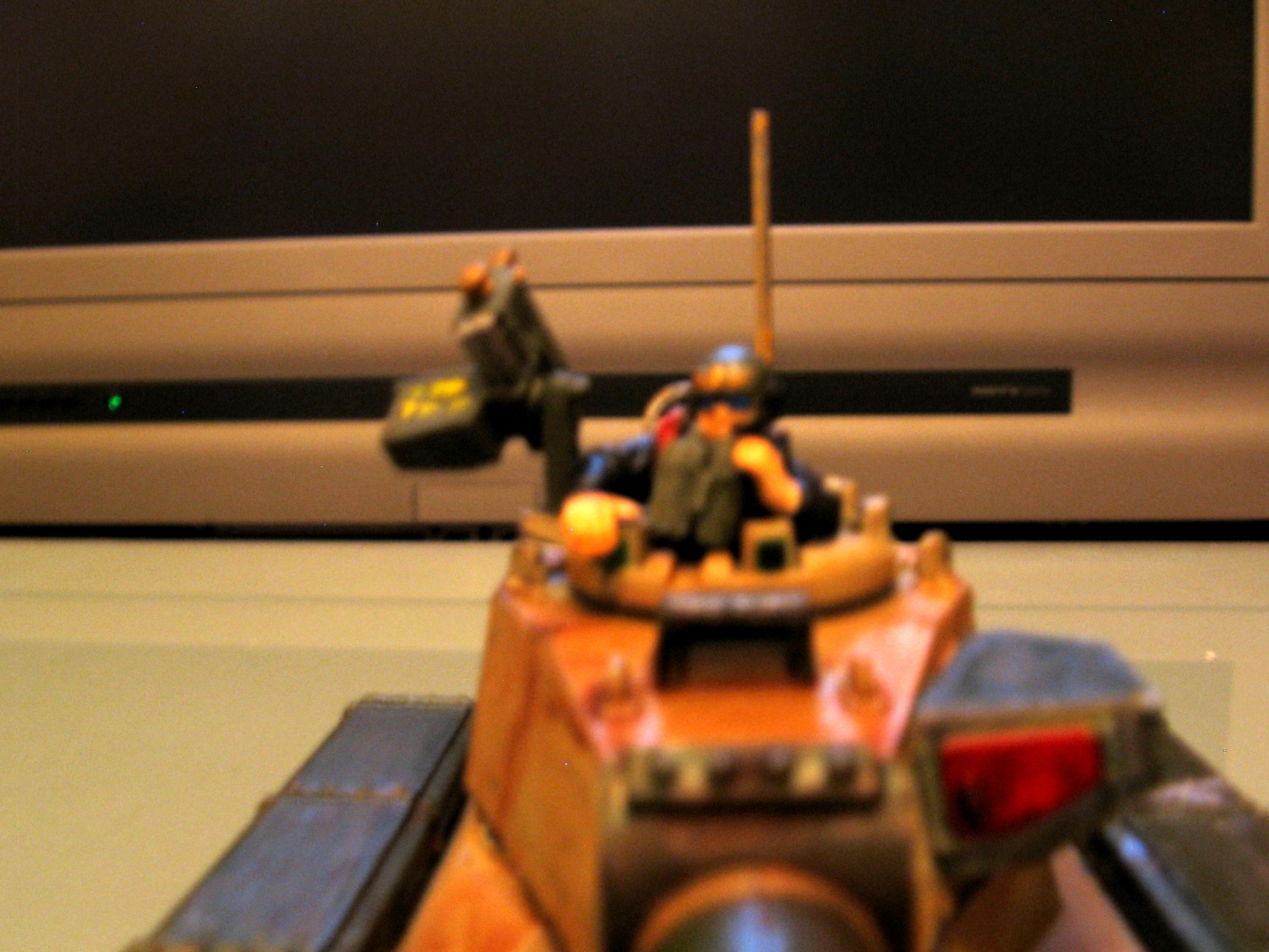 Blurred Photo, Leaman Russ Fwd Turret