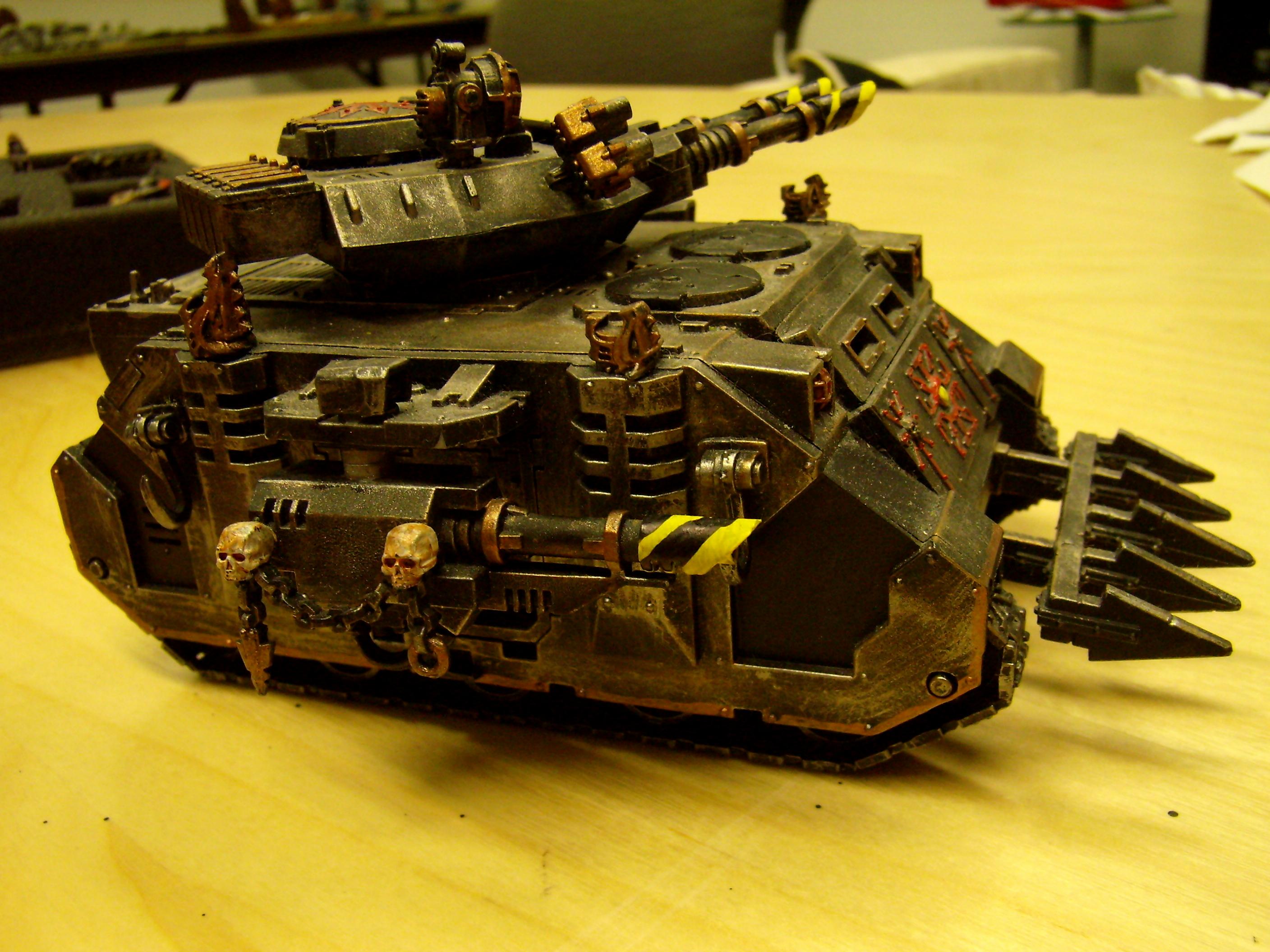 Chaos Space Marines, Predator