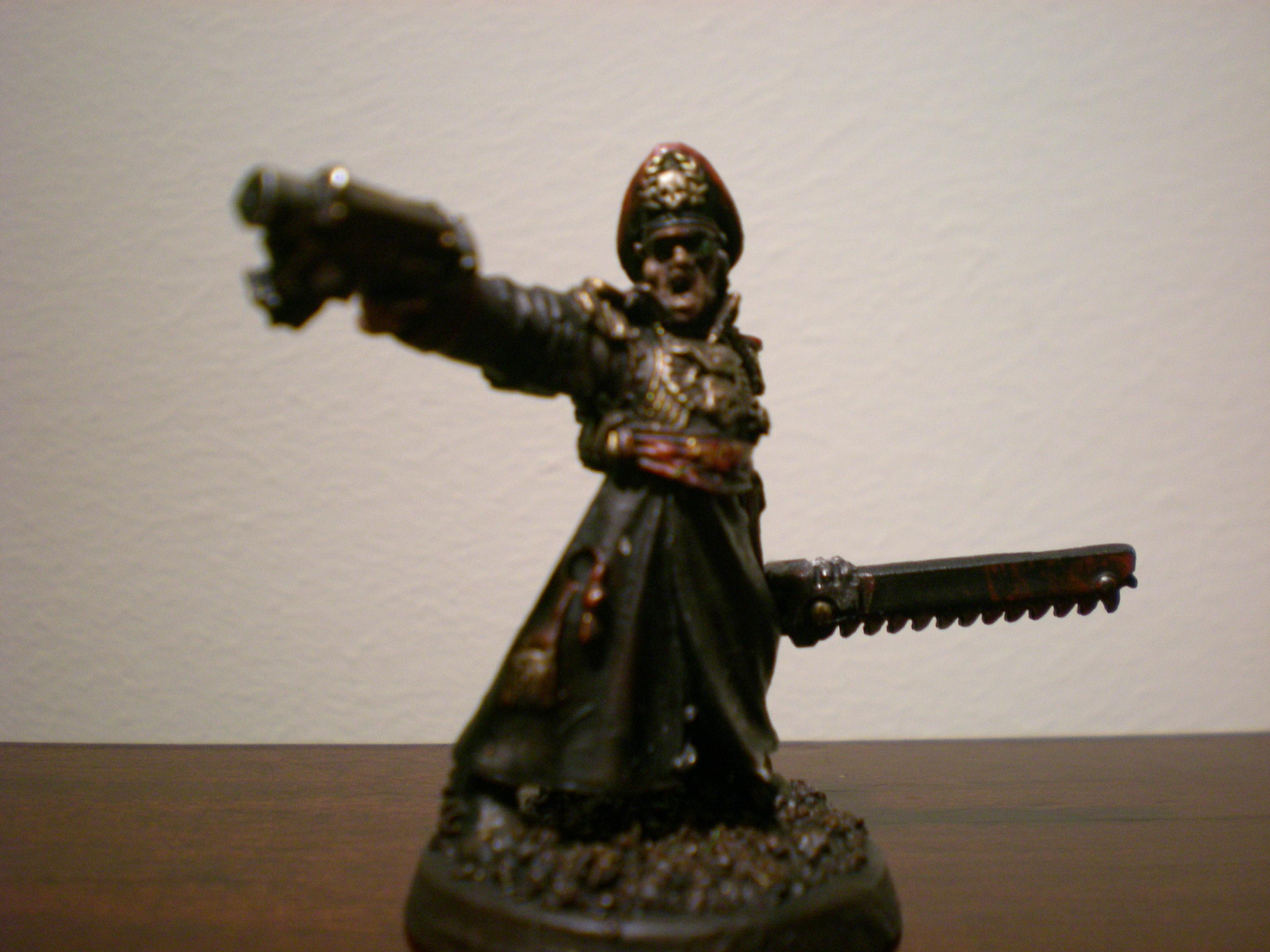 my senior officer made from yarrik. (i'm gonna use him as a commisar lord in the new rules)