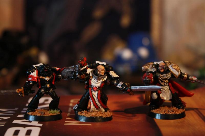 Black Templars (and anything else I happen to grab hold of and paint at ...