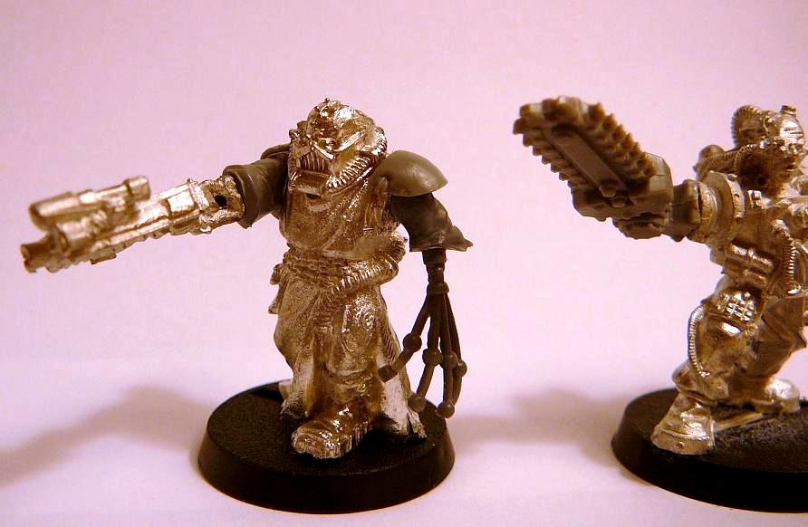 Necromunda, Servitors