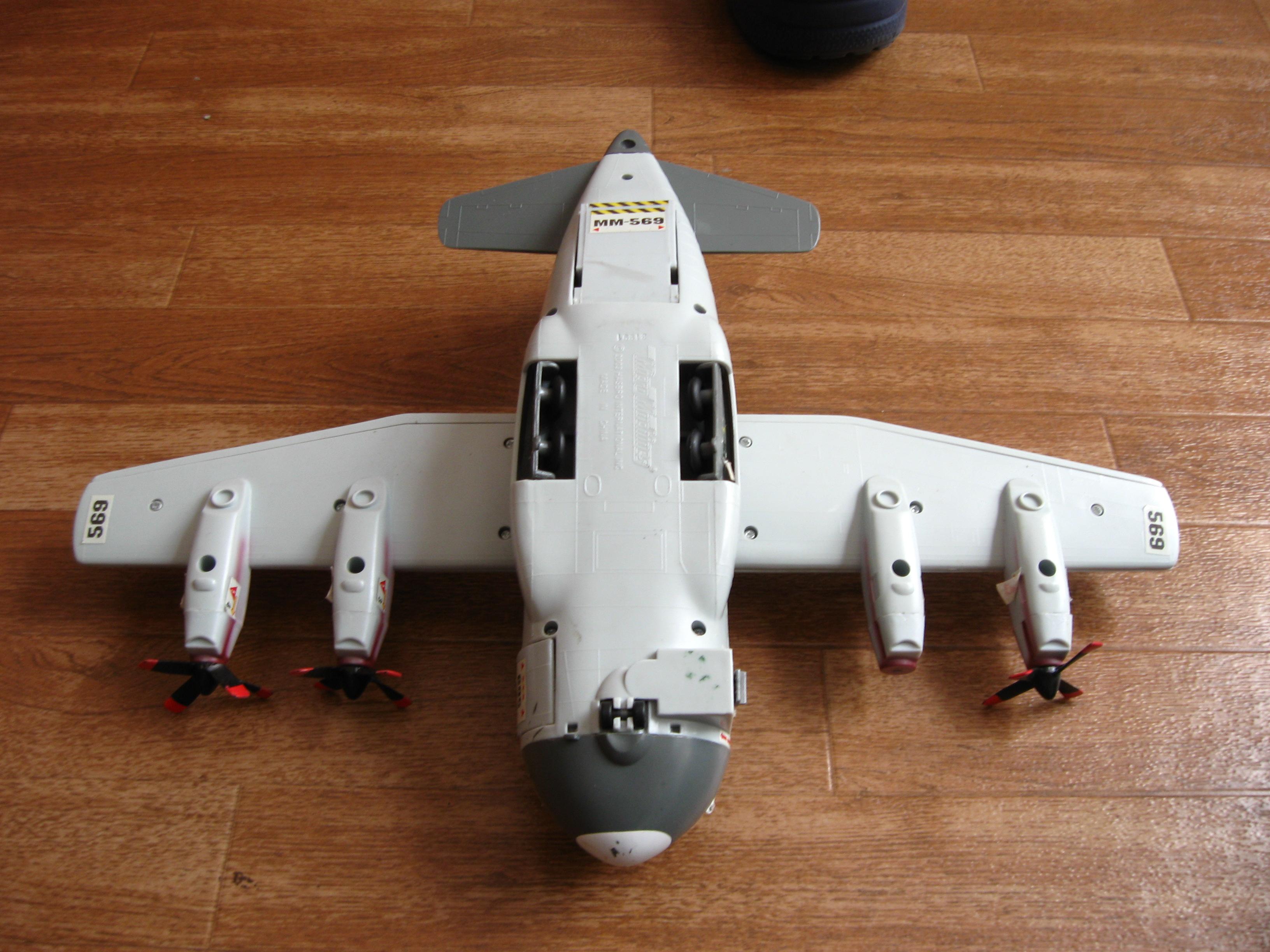 Toy, Bottom