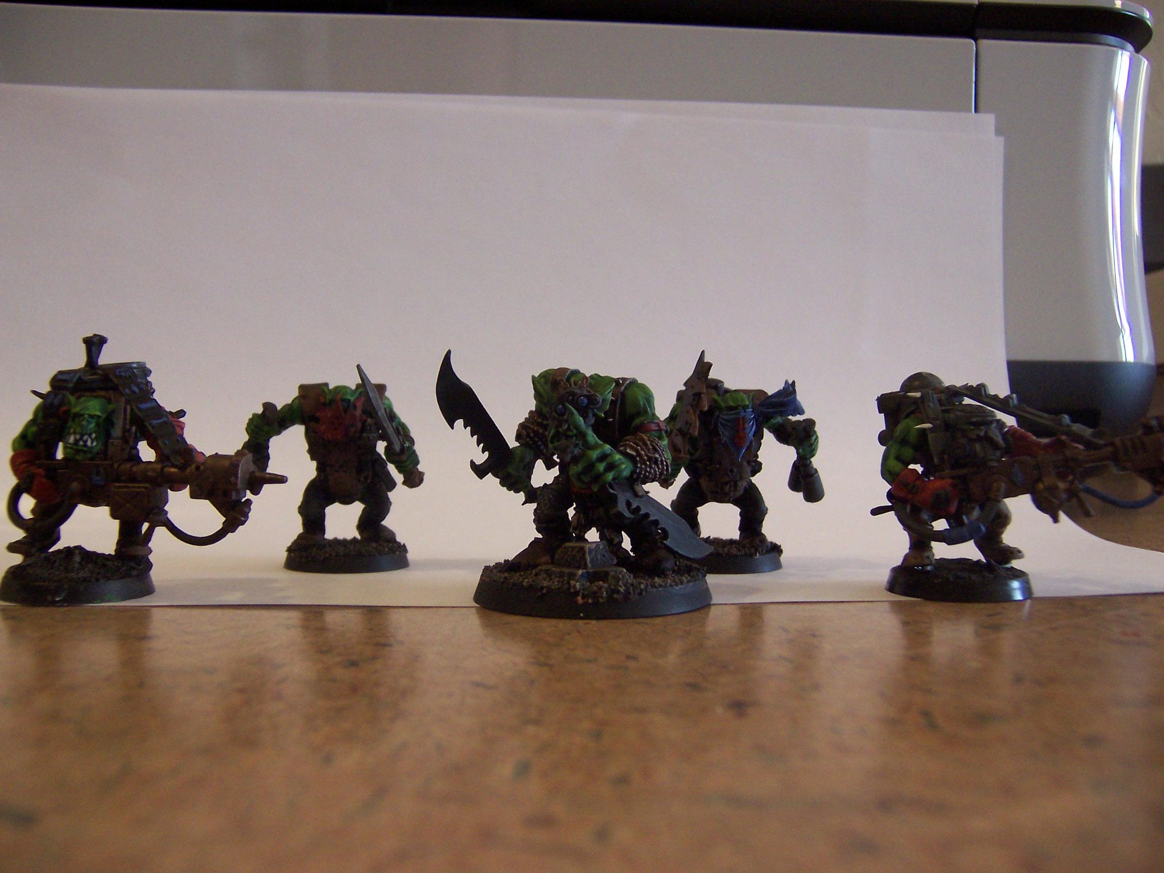 Snikrot (less backpack) and his Kommandos