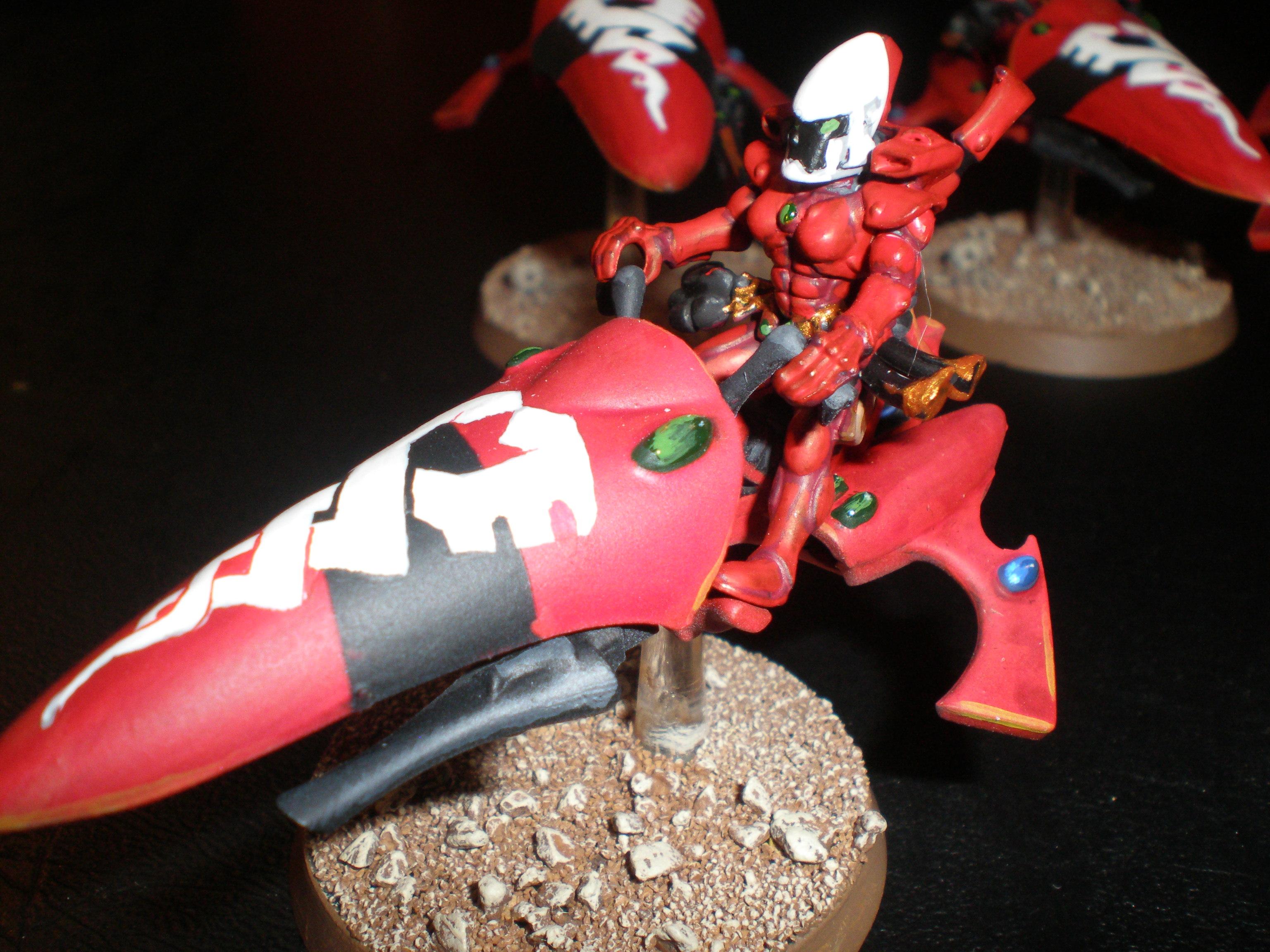Female Eldar, Jetbike