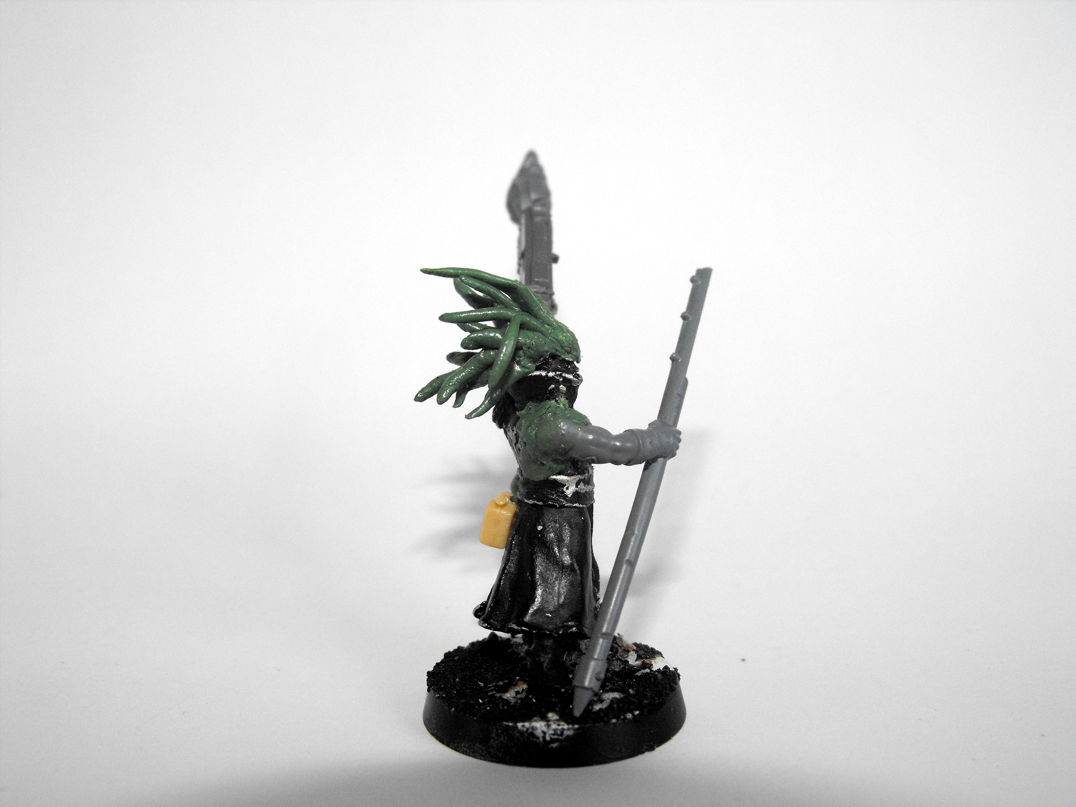 Redemptor Preist right