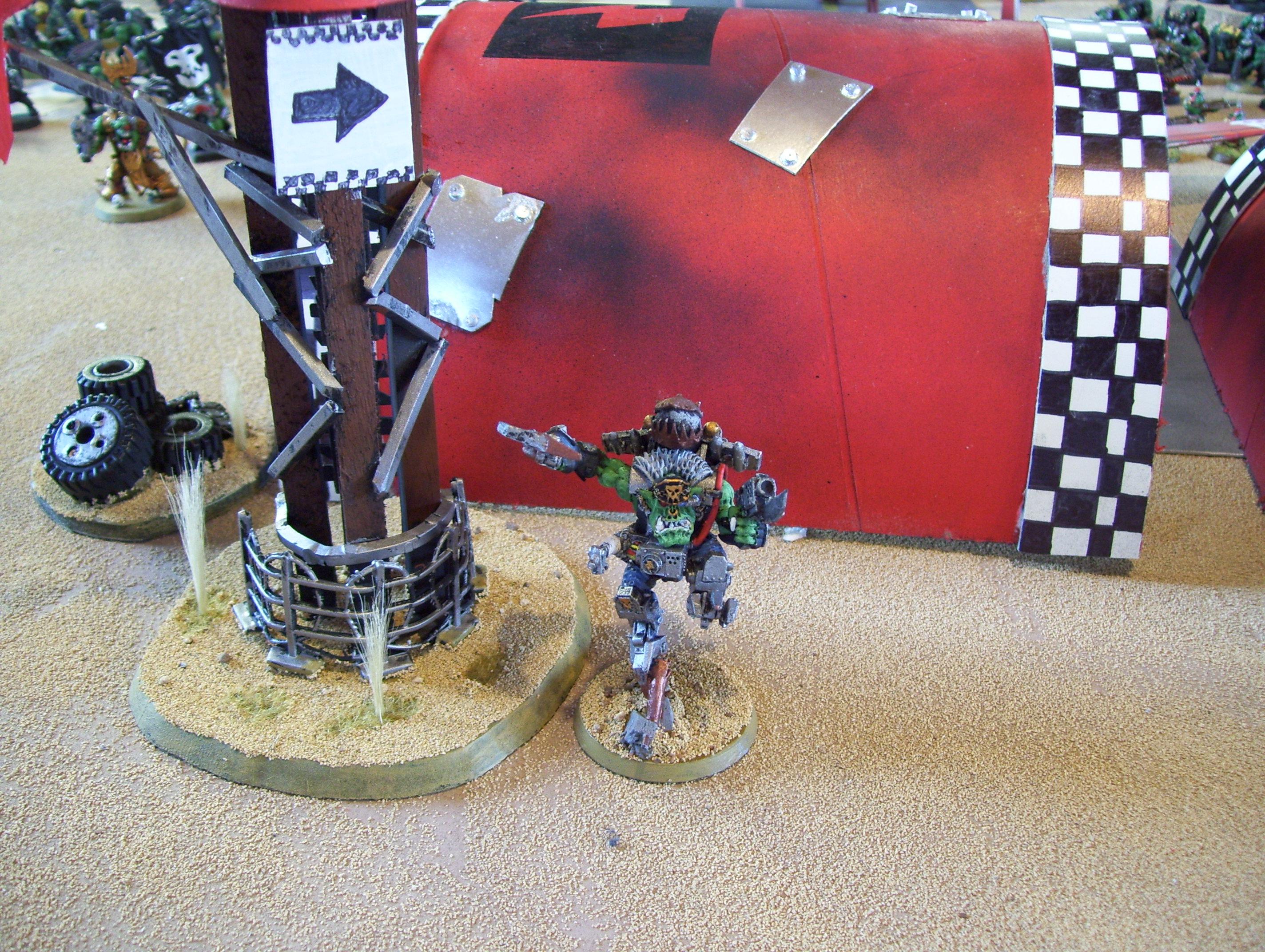 Boss Zag coming in to inspect the Ork Airbase