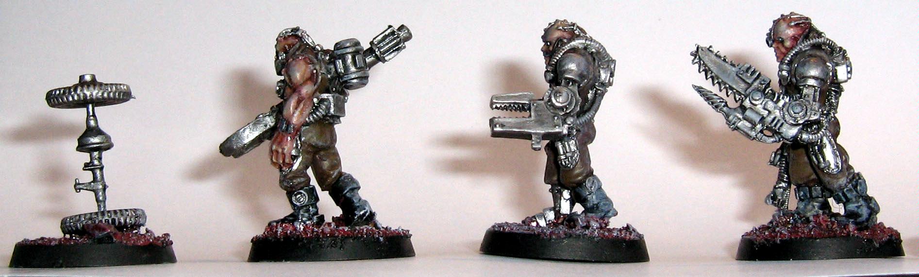 Adeptus Mechanicus, Servitors