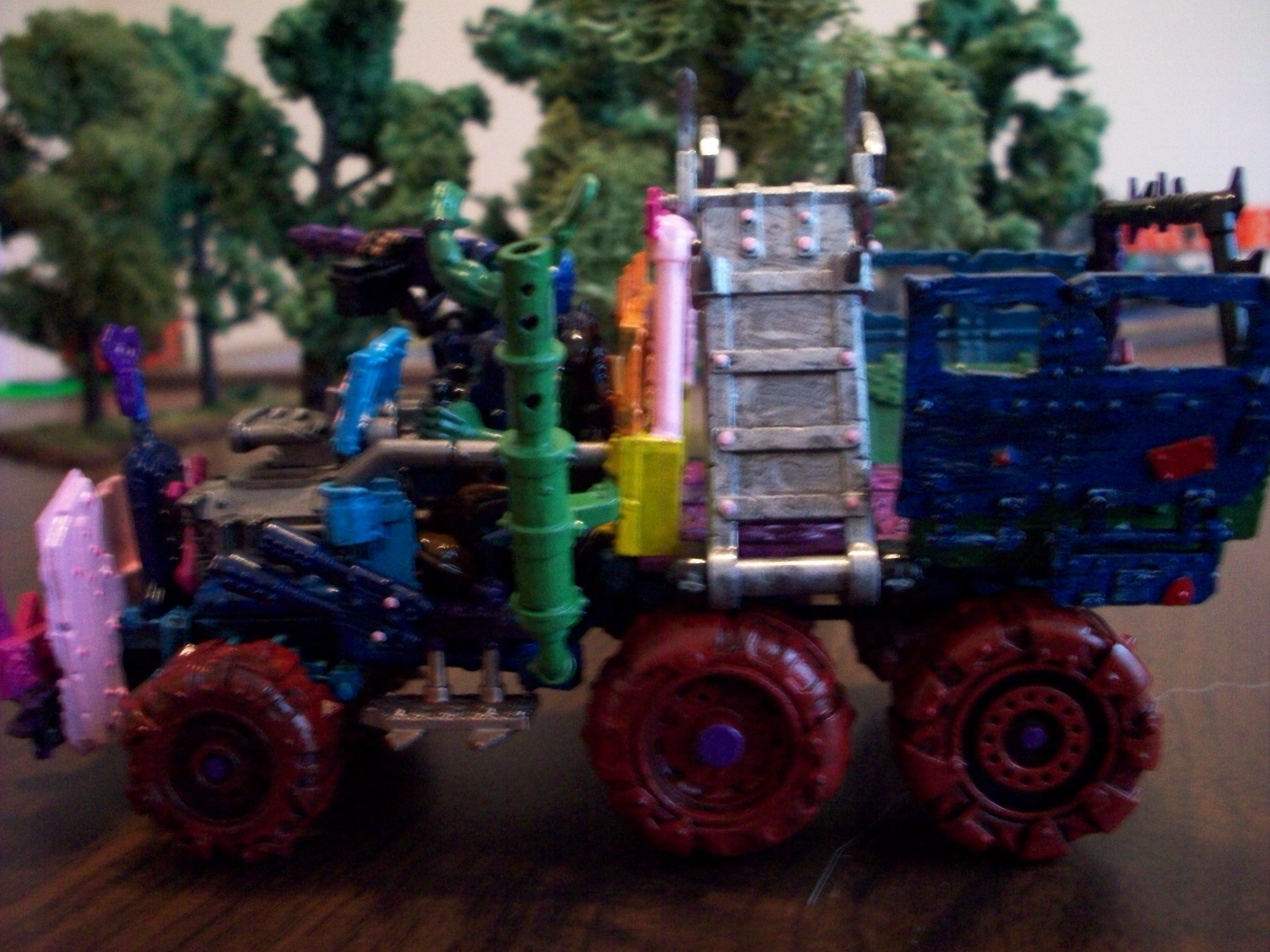 Nobmobile Side