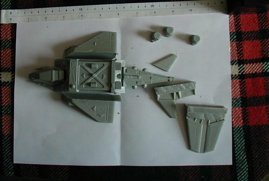 Dropship, Grendel, the Corvus is handy small, no worries about this lander getting between the terrain and other models to do its job. Should be pretty hideable also
