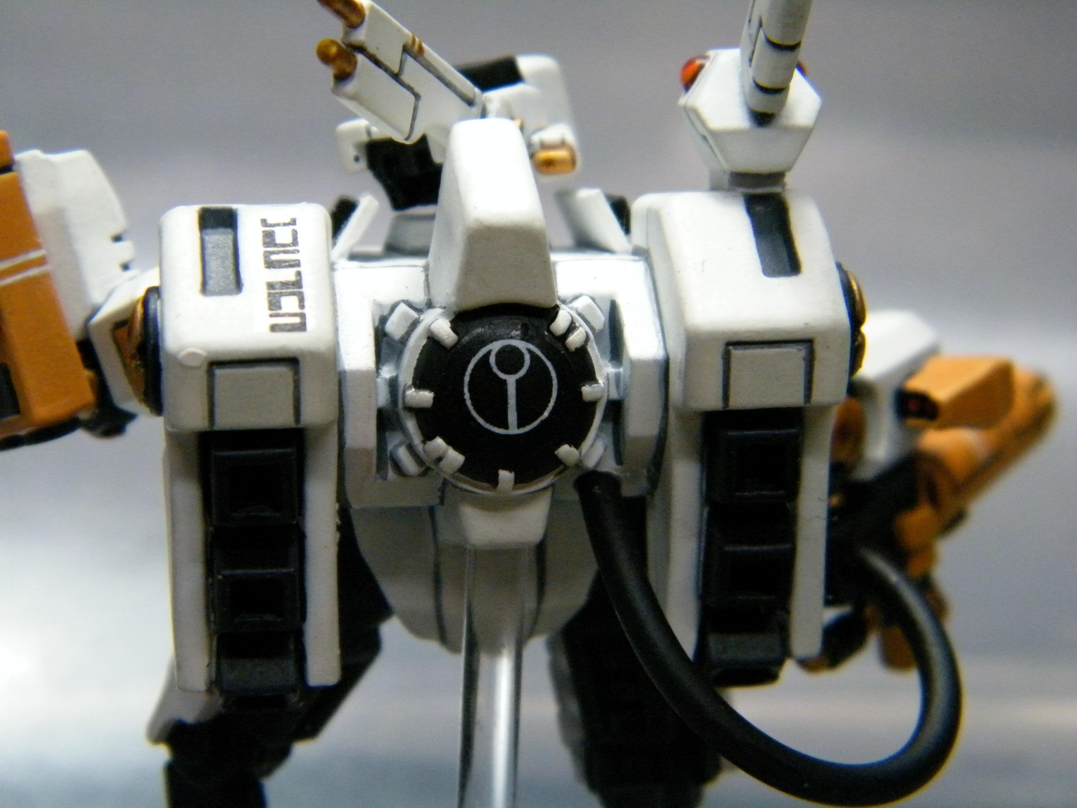 Crisis Battlesuit, Tau