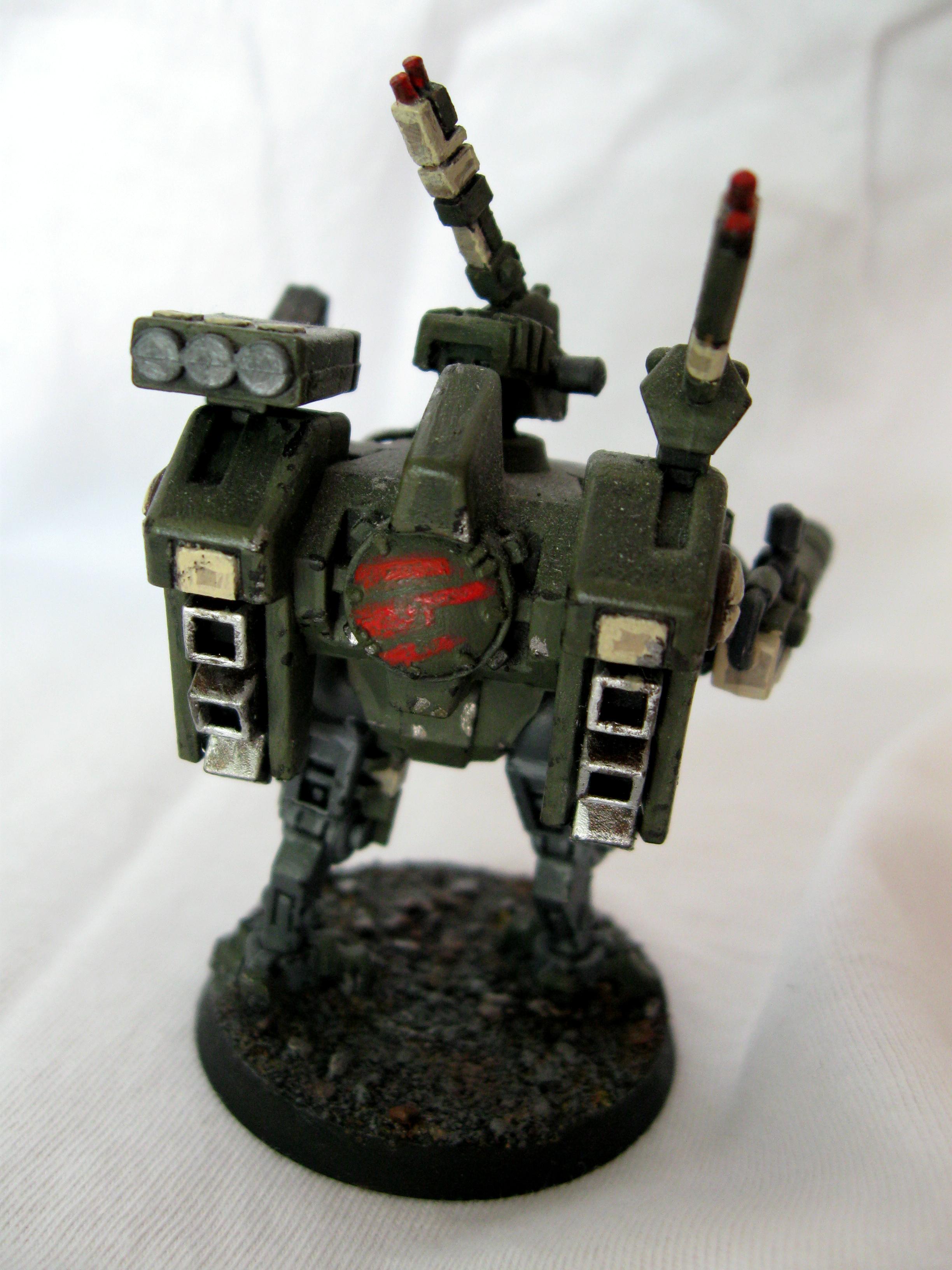 Tau, commander