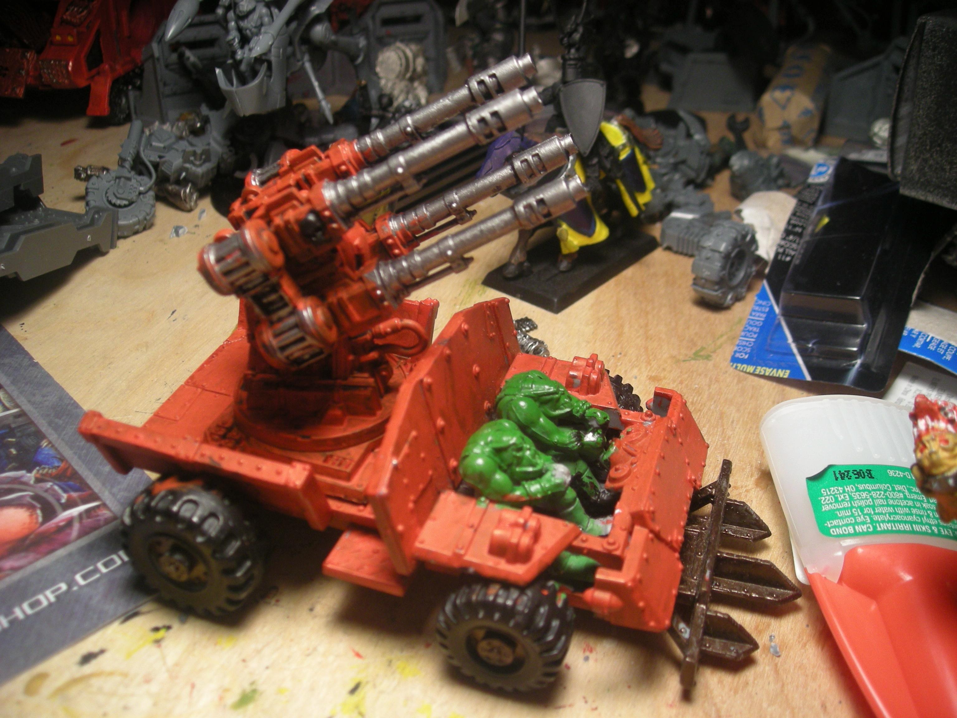 The Ork AA Buggy made from the old-style trukk and Aegis AA gun