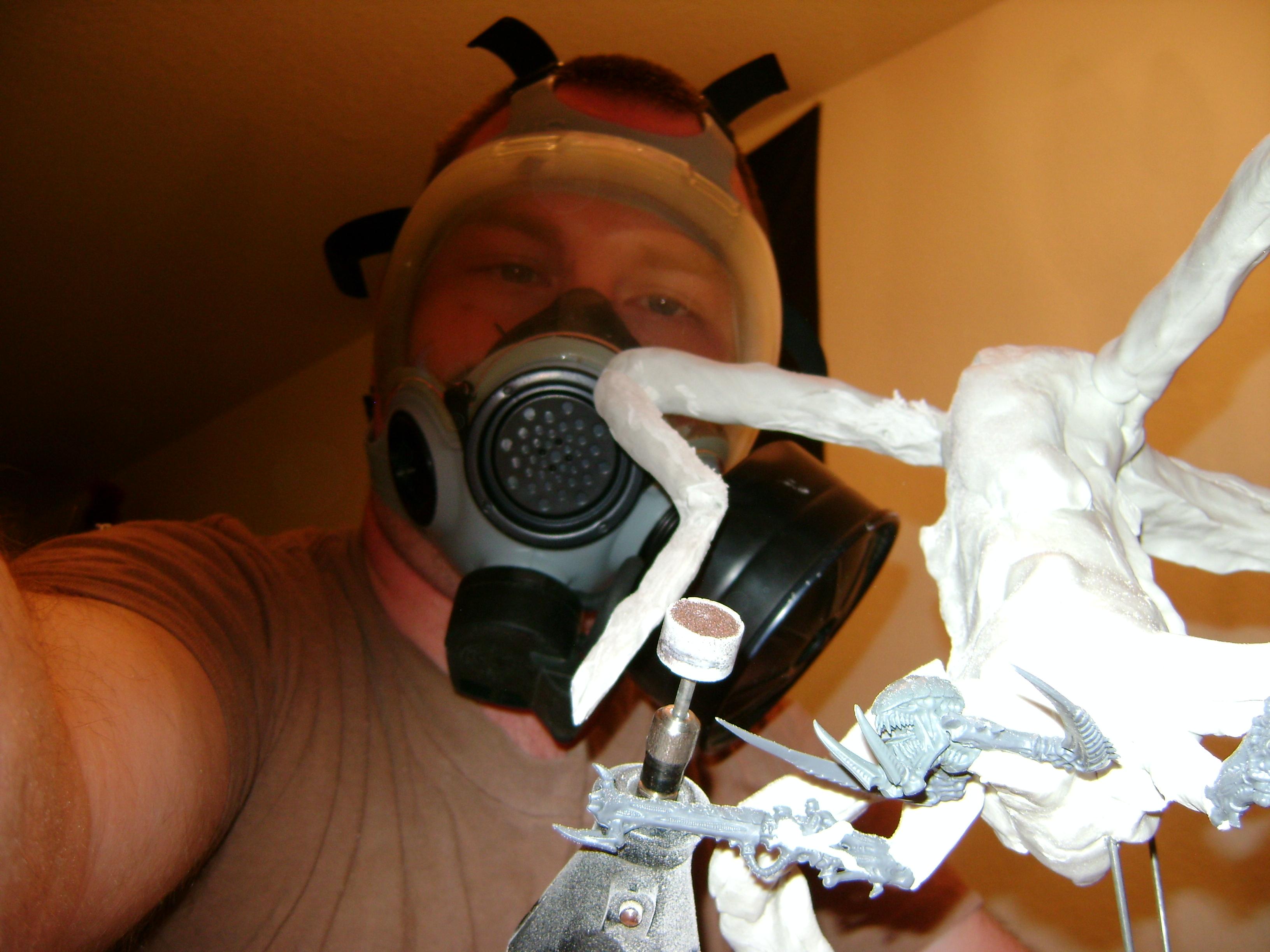 Useing my gasmask as a resperator when sanding the kneadite