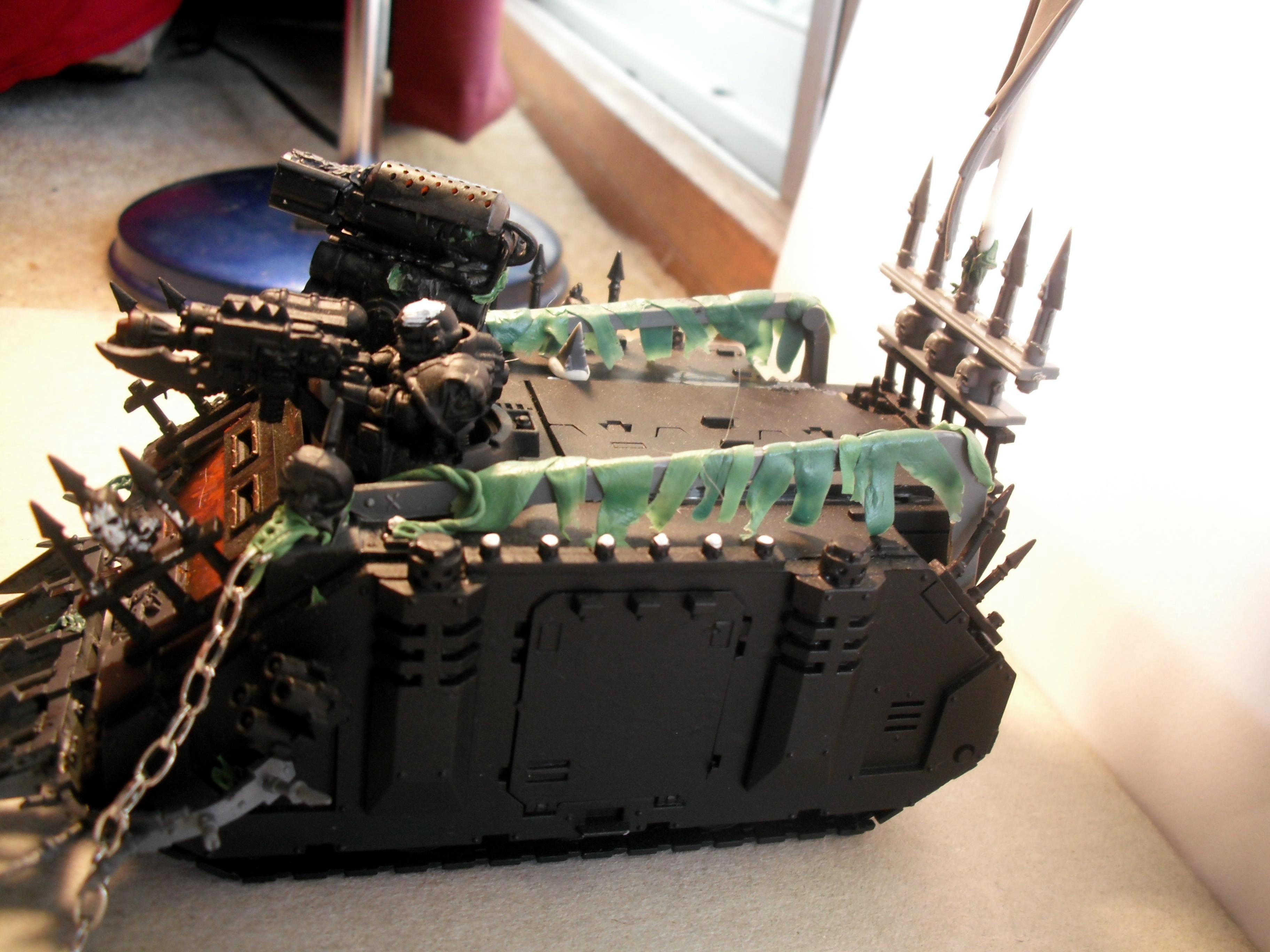 Red Corsair Chaos Rhino Tank