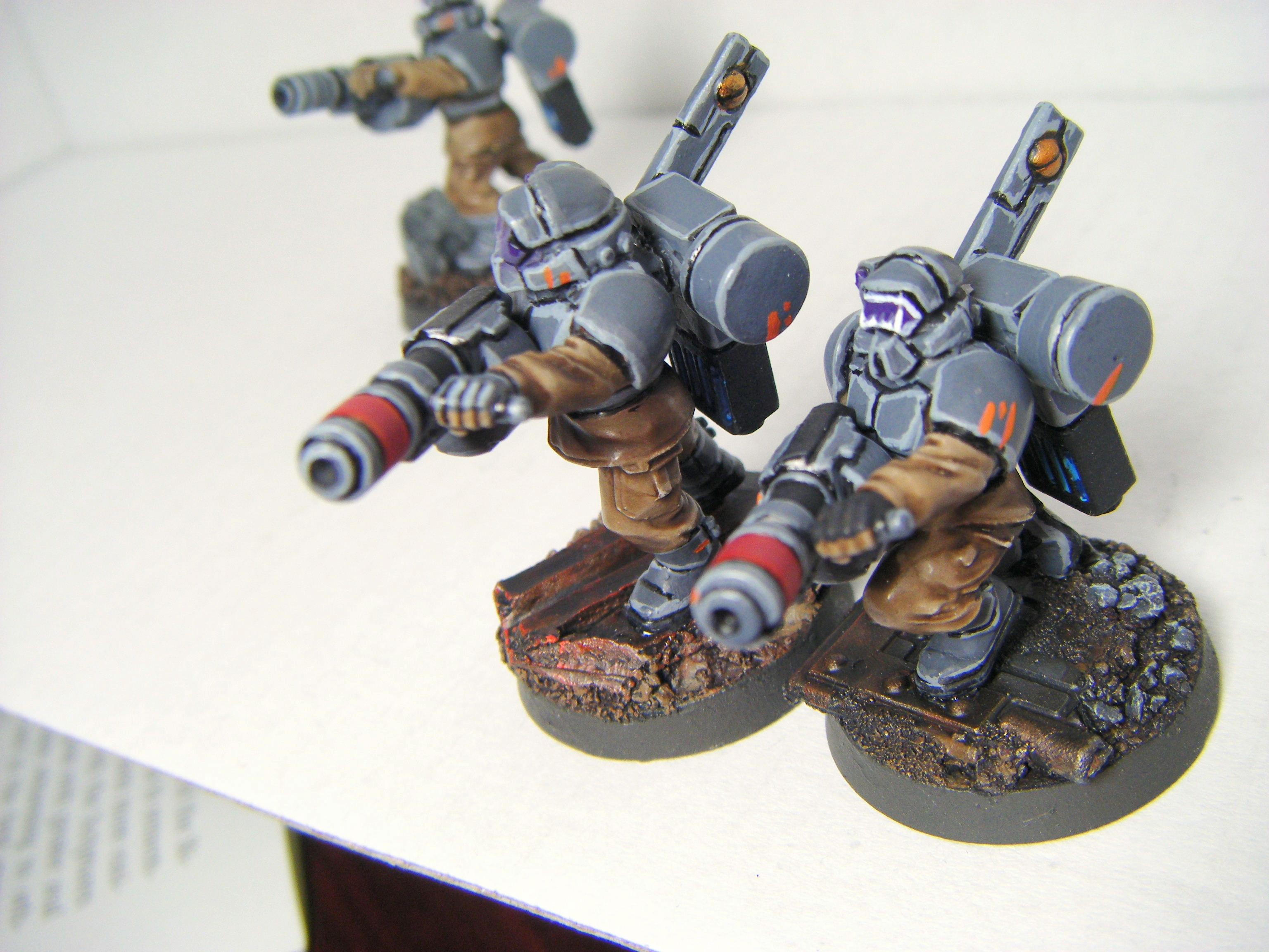 Tau, Gloves WIP