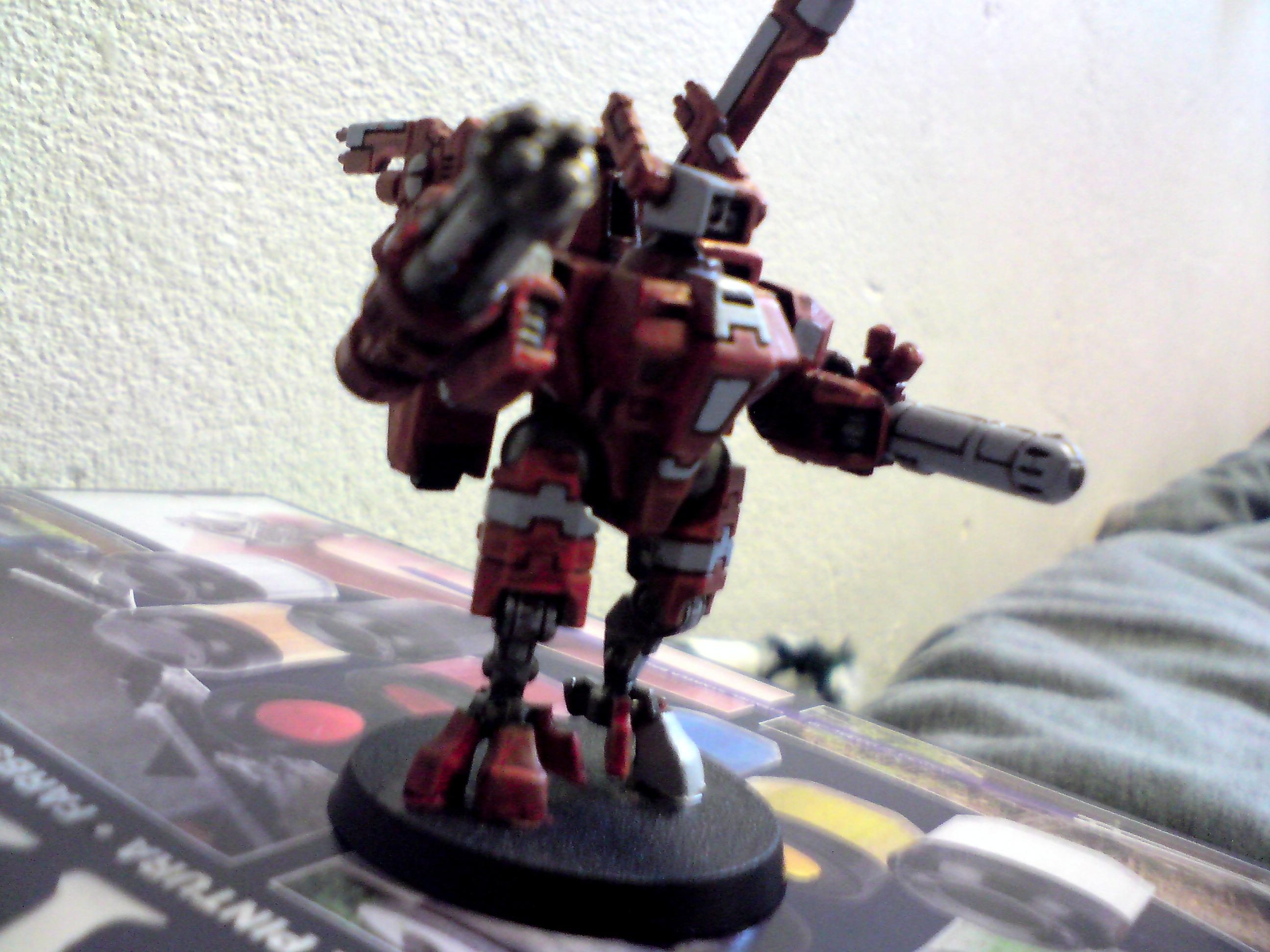 Tau, Commander red nova