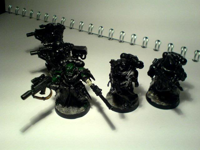 DA Recon Squad Battle pose 2