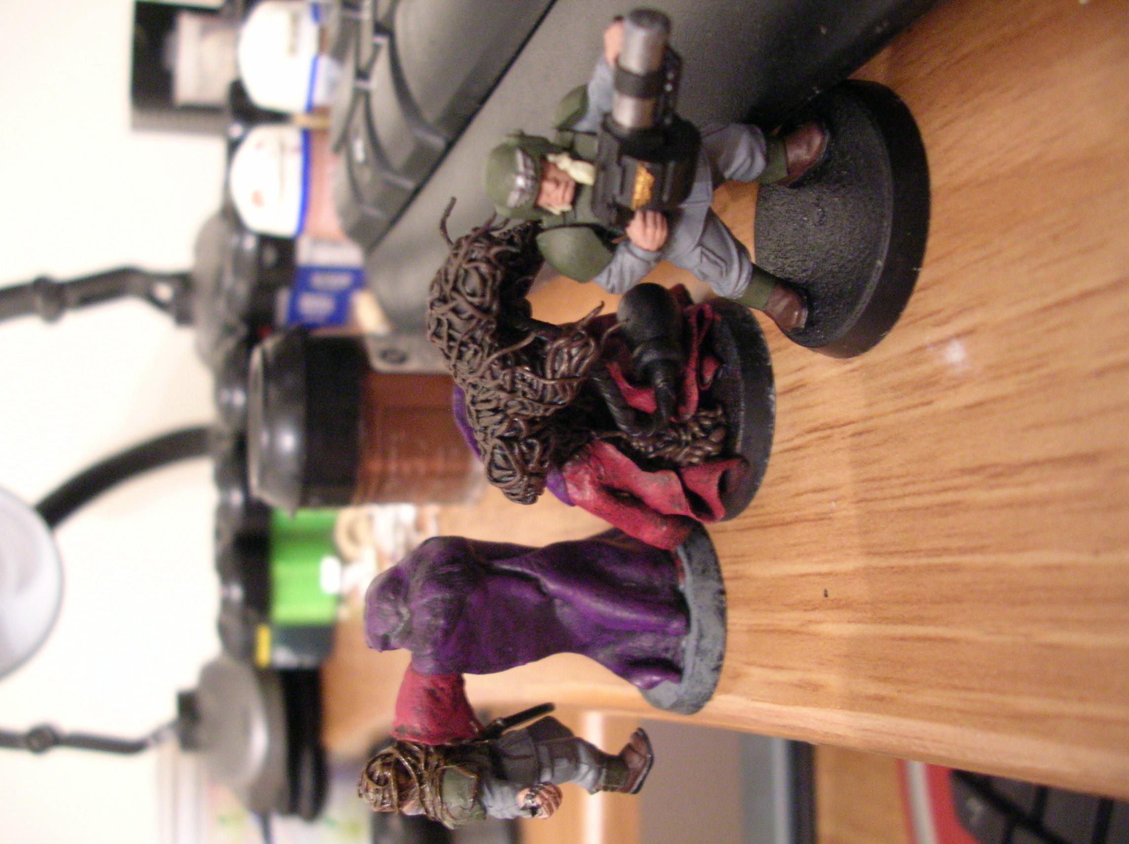 WiP - Slaugth #2 Partially painted beside Slaugth #1 with magnetic gaurdsmen attached