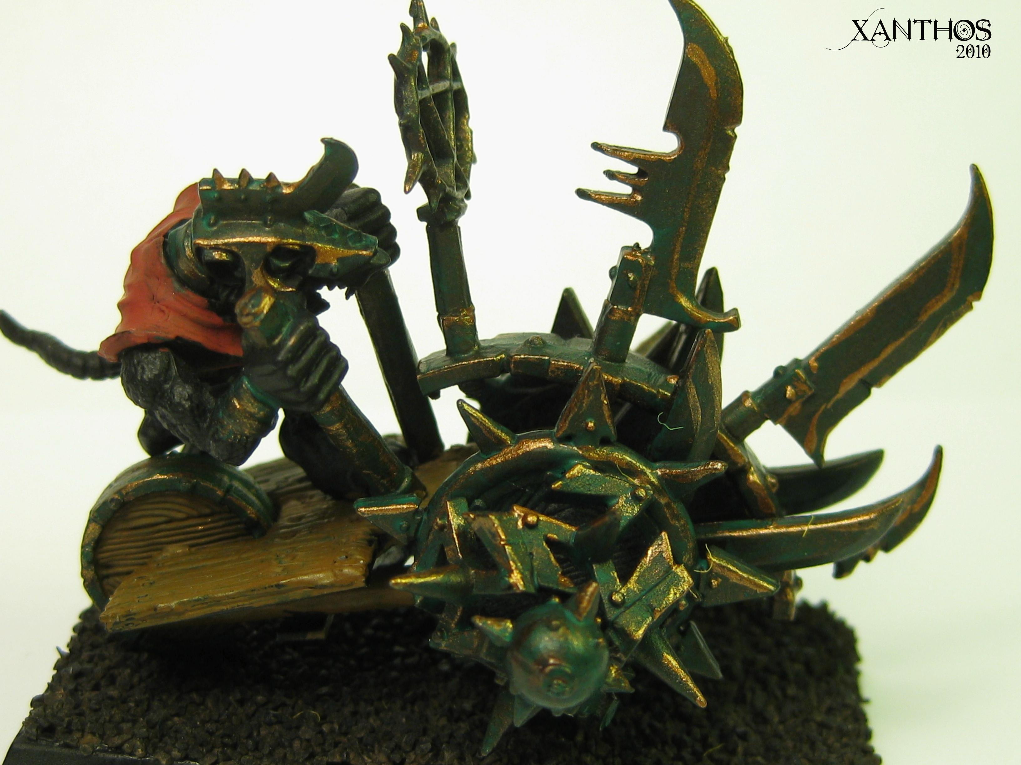 Side shot. As you can see it actually fits on a cavalry base
